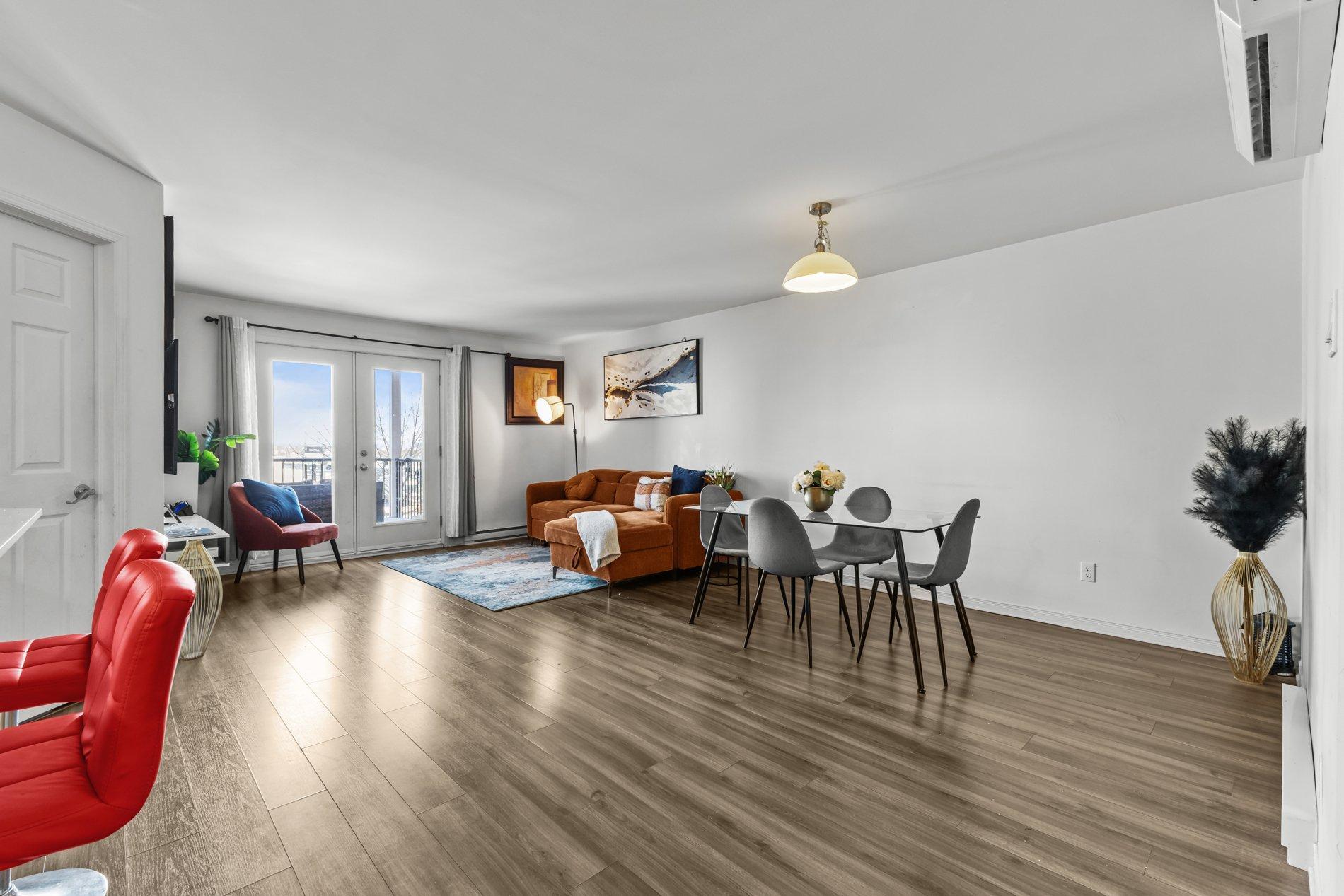 









1557


Av. de la Gare

,
Mascouche,




QC
J7K0M3

