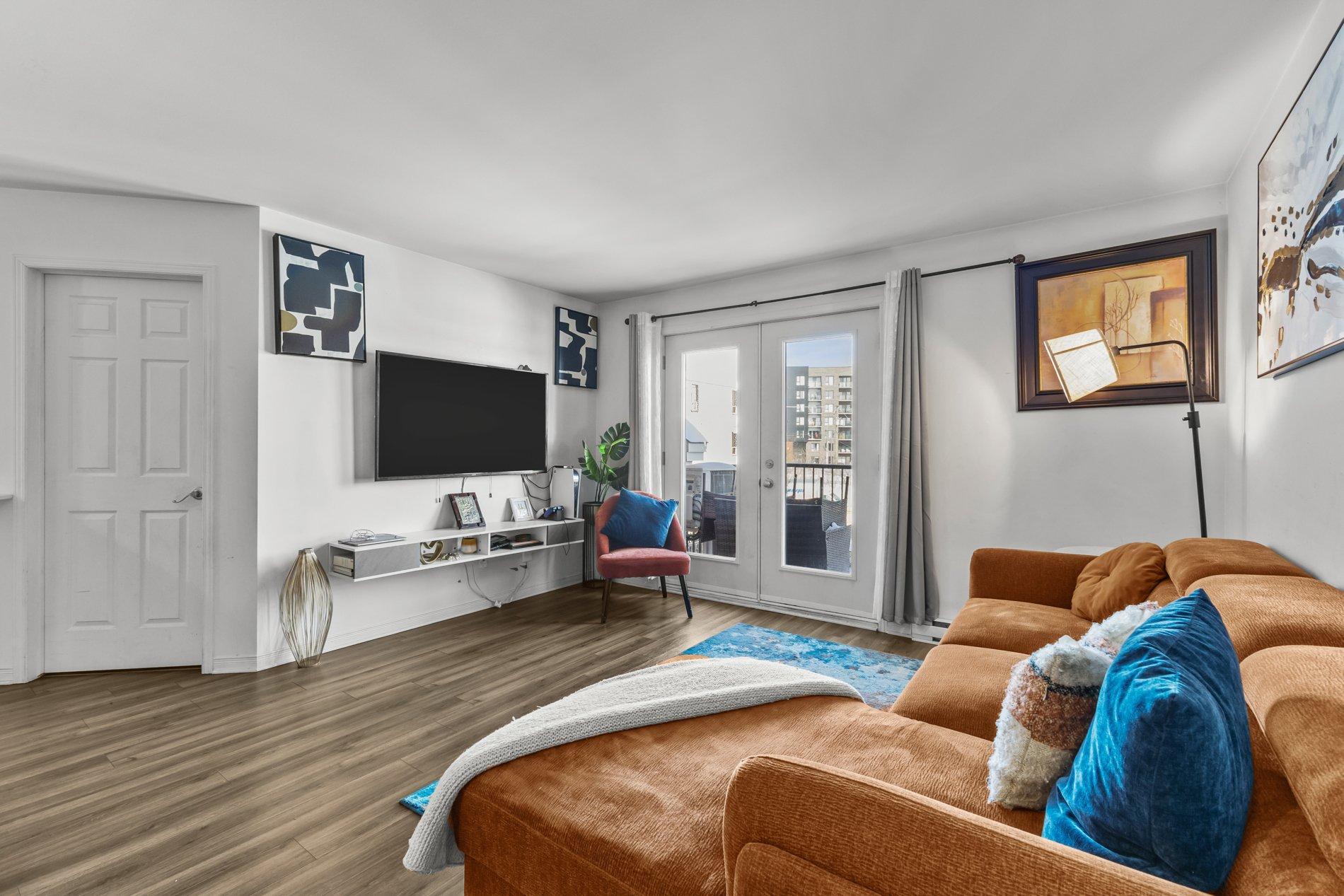 









1557


Av. de la Gare

,
Mascouche,




QC
J7K0M3

