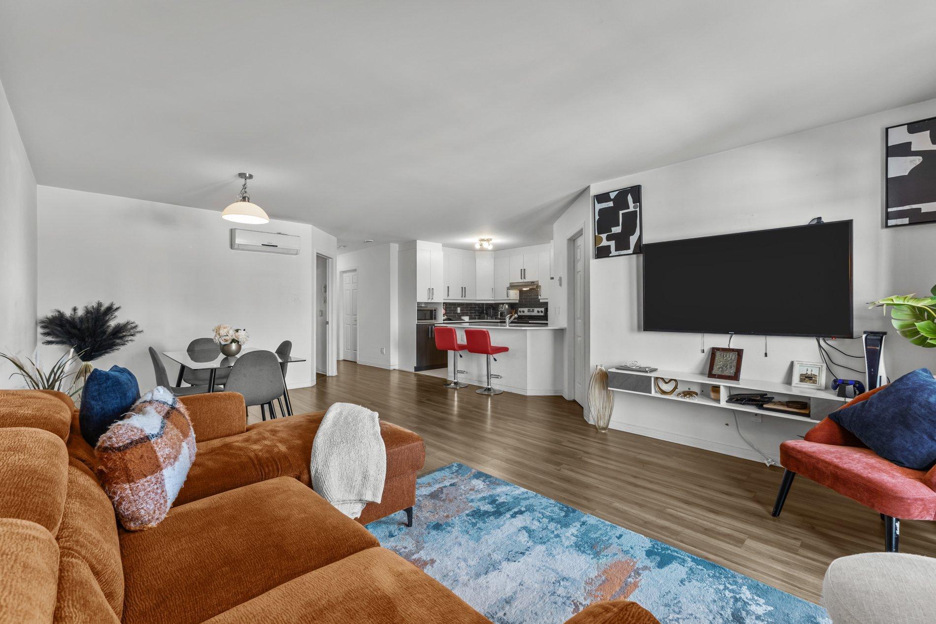 









1557


Av. de la Gare

,
Mascouche,




QC
J7K0M3

