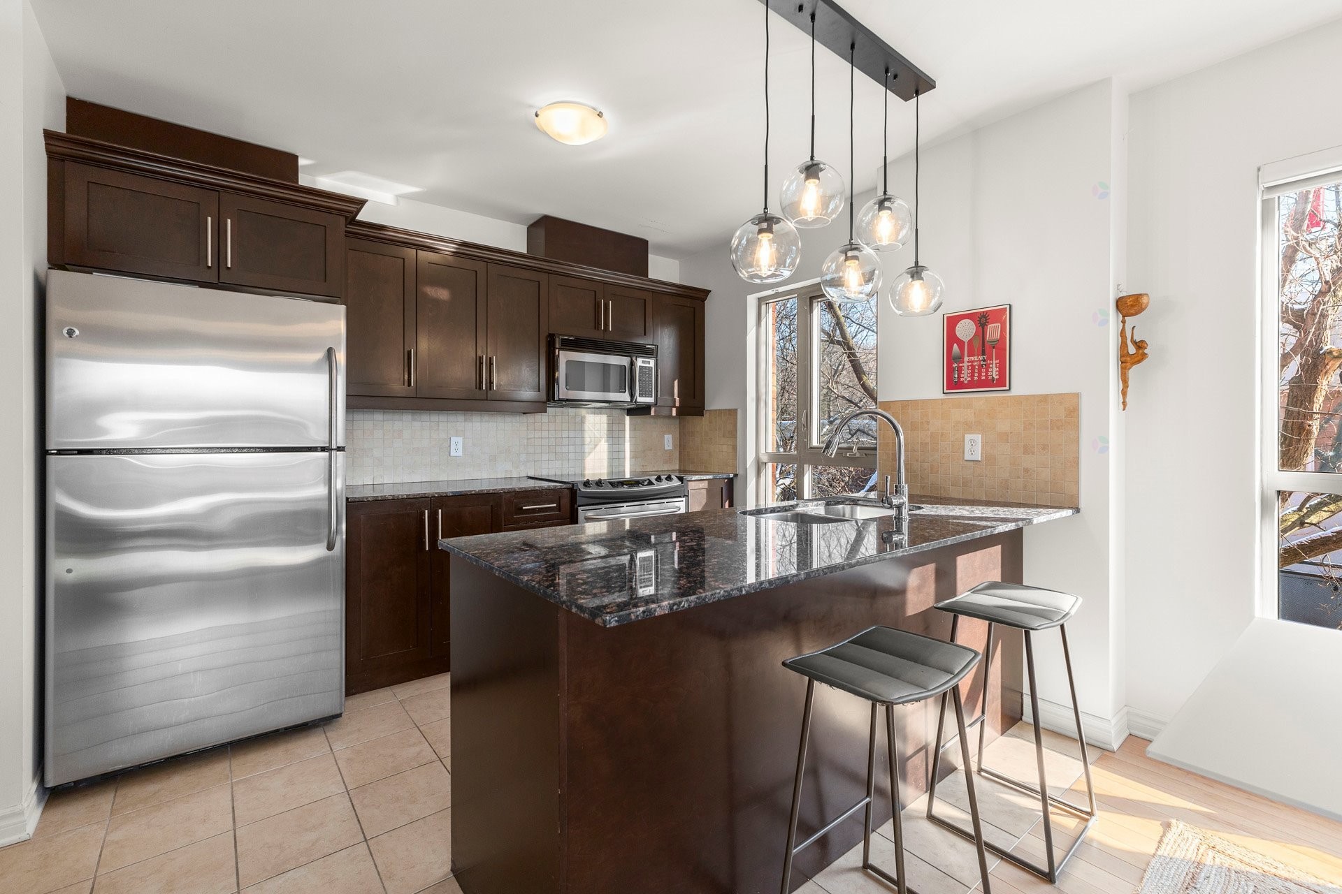 









1085


Av. Pratt

, 405,
Montréal (Outremont),




QC
H2V2V5

