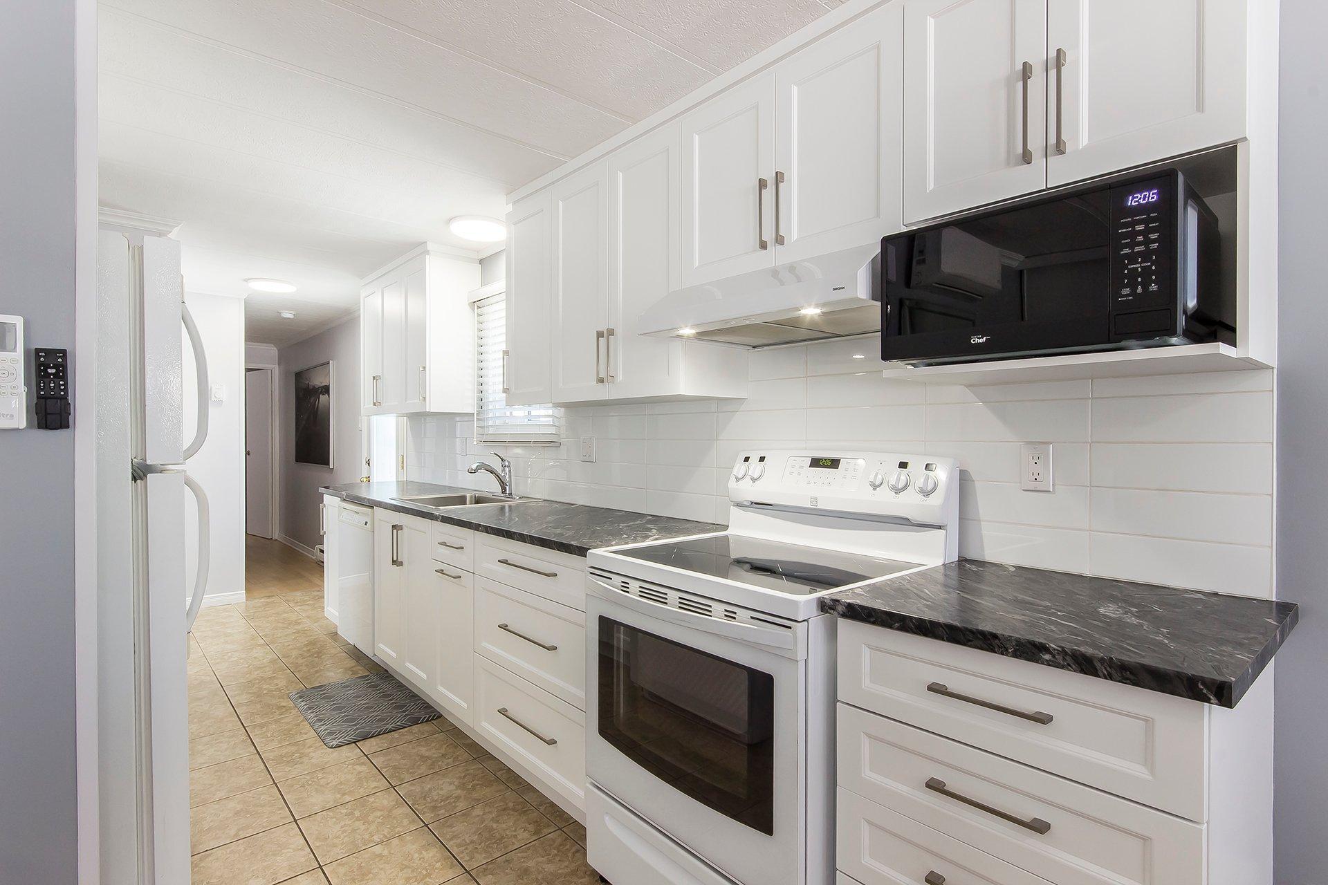 









57


10e Avenue O.

,
Gatineau (Gatineau),




QC
J8T6X9

