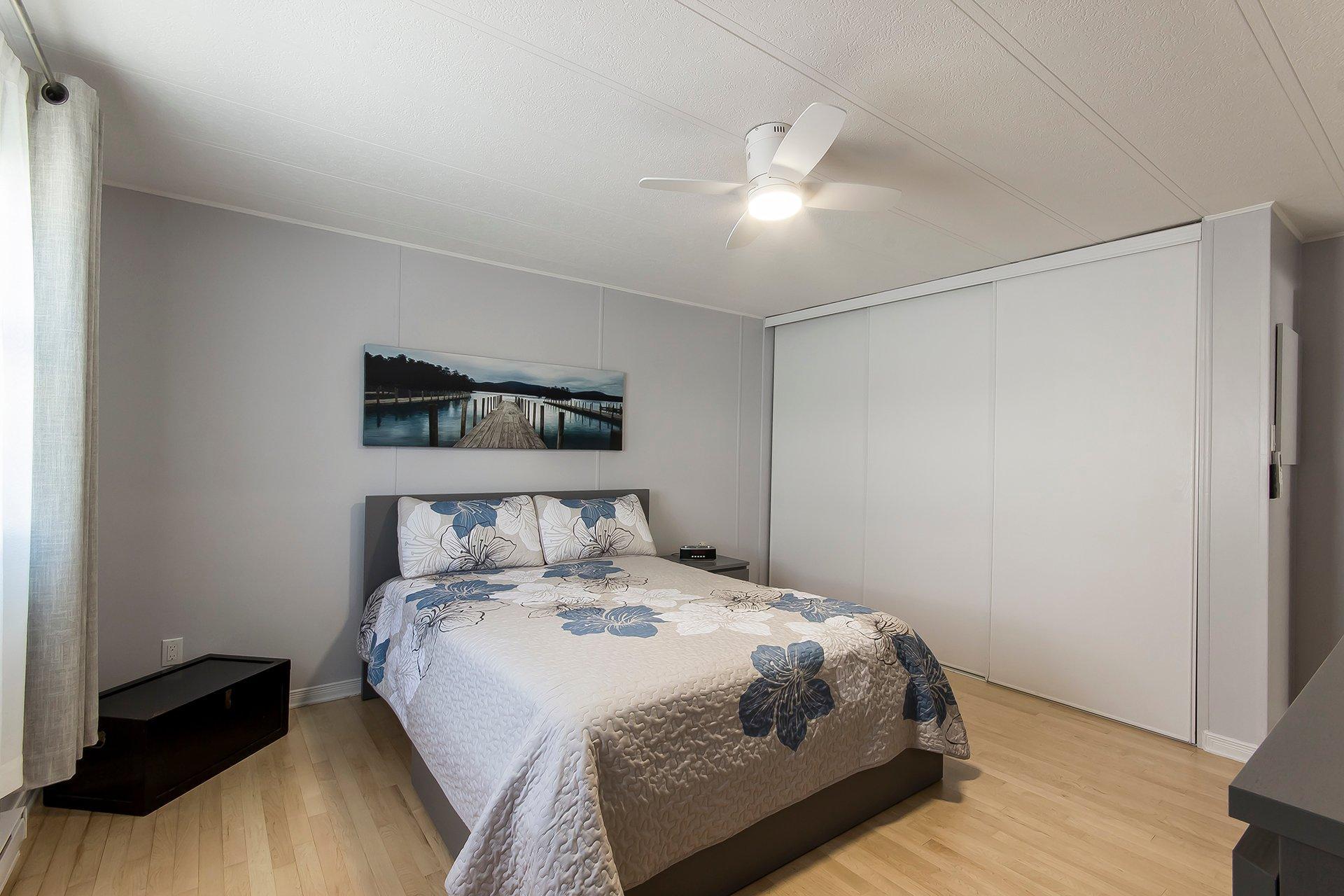 









57


10e Avenue O.

,
Gatineau (Gatineau),




QC
J8T6X9

