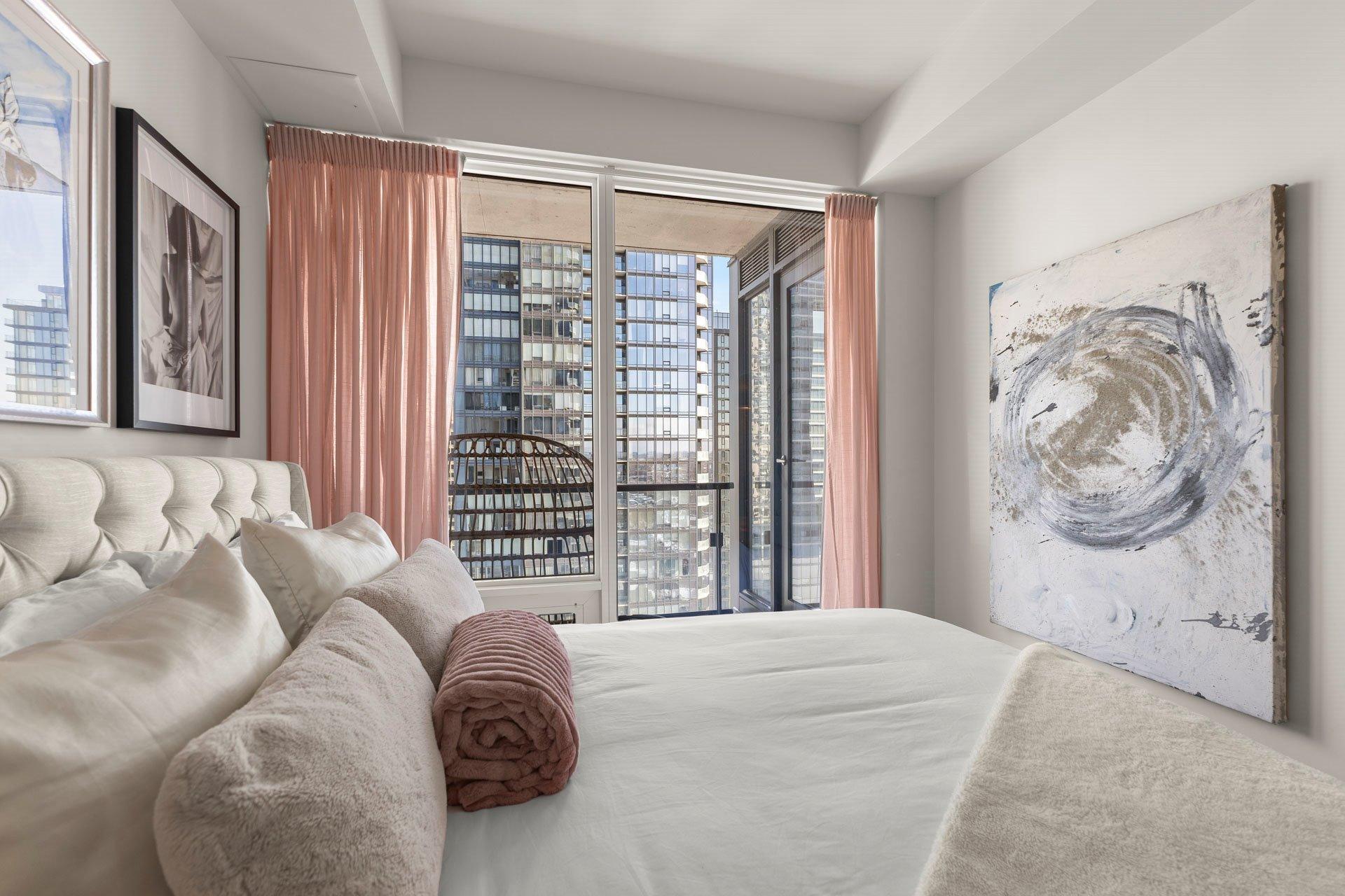 









1288


Rue St-Antoine O.

, 3005,
Montréal (Ville-Marie),




QC
H3C0X6

