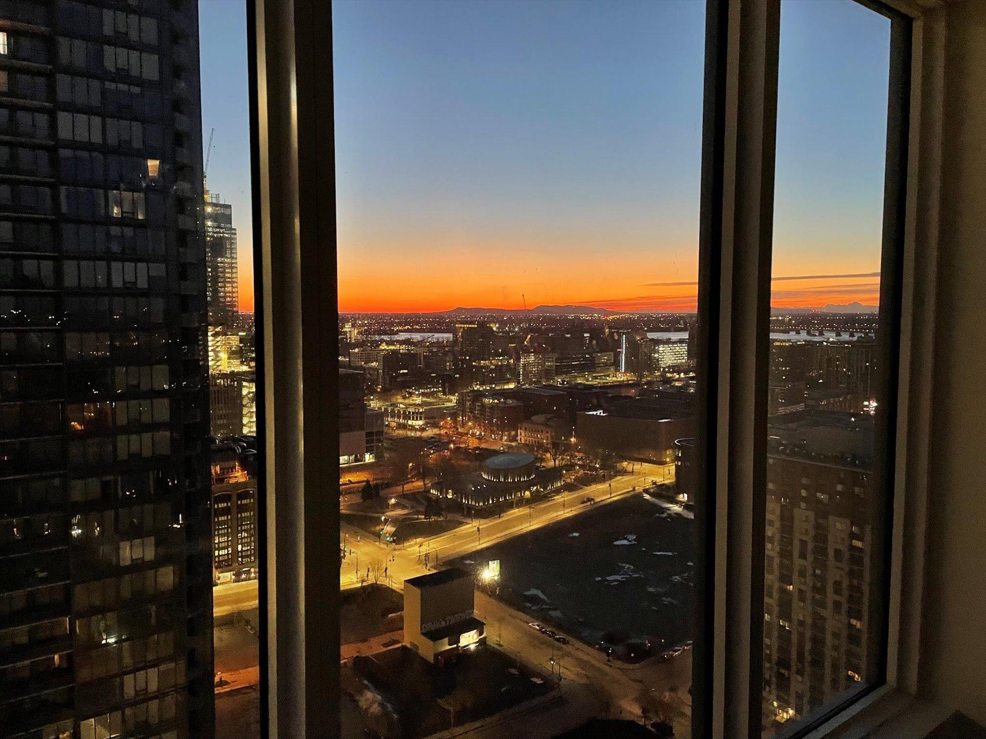 









1288


Rue St-Antoine O.

, 3005,
Montréal (Ville-Marie),




QC
H3C0X6

