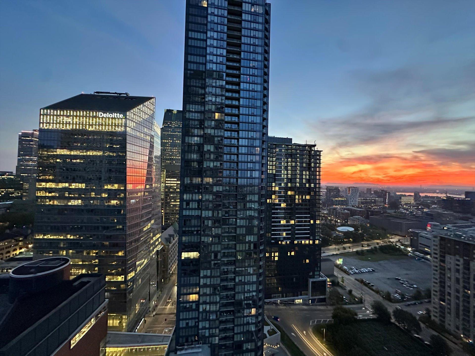 









1288


Rue St-Antoine O.

, 3005,
Montréal (Ville-Marie),




QC
H3C0X6

