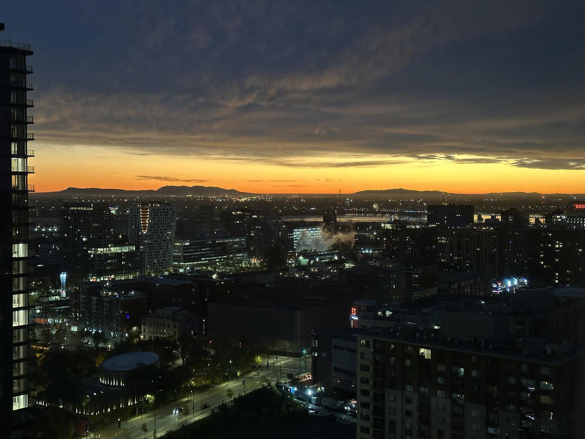 









1288


Rue St-Antoine O.

, 3005,
Montréal (Ville-Marie),




QC
H3C0X6

