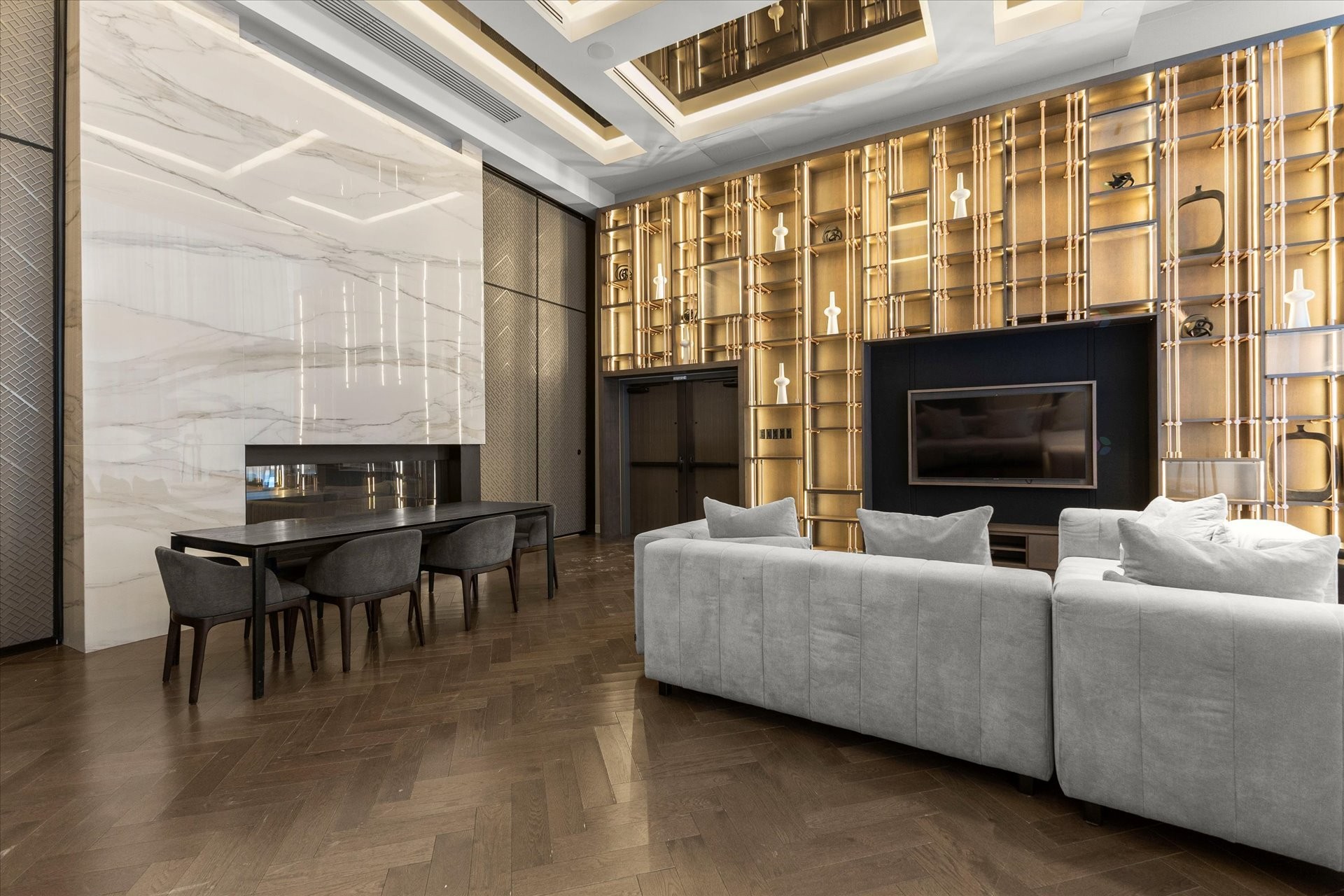 









1288


Rue St-Antoine O.

, 3005,
Montréal (Ville-Marie),




QC
H3C0X6

