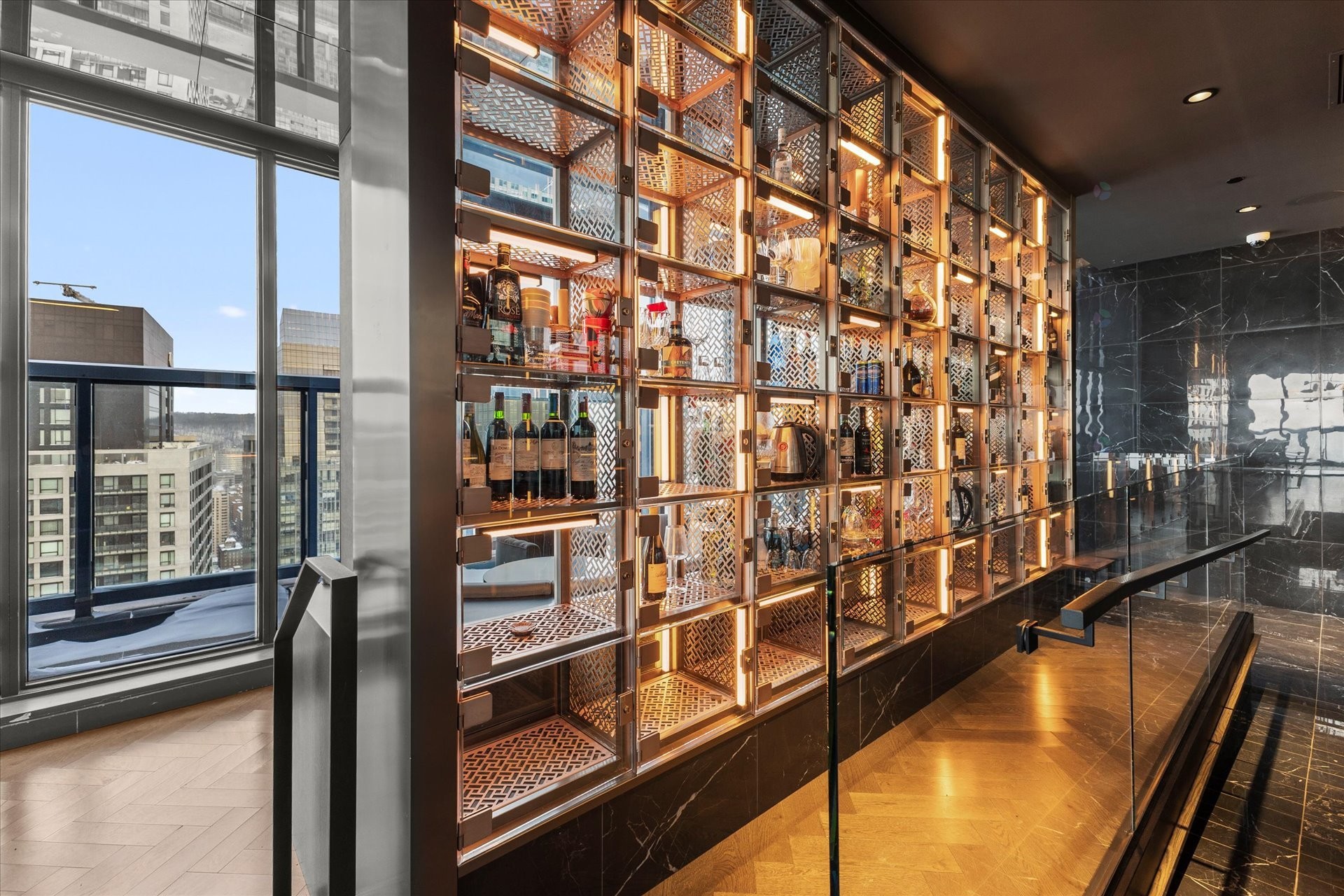 









1288


Rue St-Antoine O.

, 3005,
Montréal (Ville-Marie),




QC
H3C0X6

