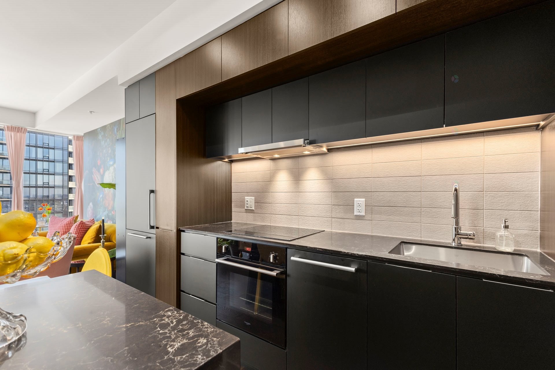 









1288


Rue St-Antoine O.

, 3005,
Montréal (Ville-Marie),




QC
H3C0X6

