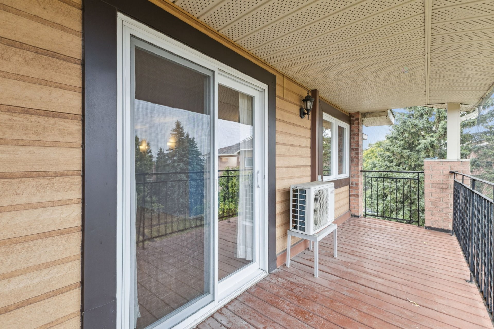 









134


Rue de Lausanne

, 403,
Gatineau (Gatineau),




QC
J8T6R4

