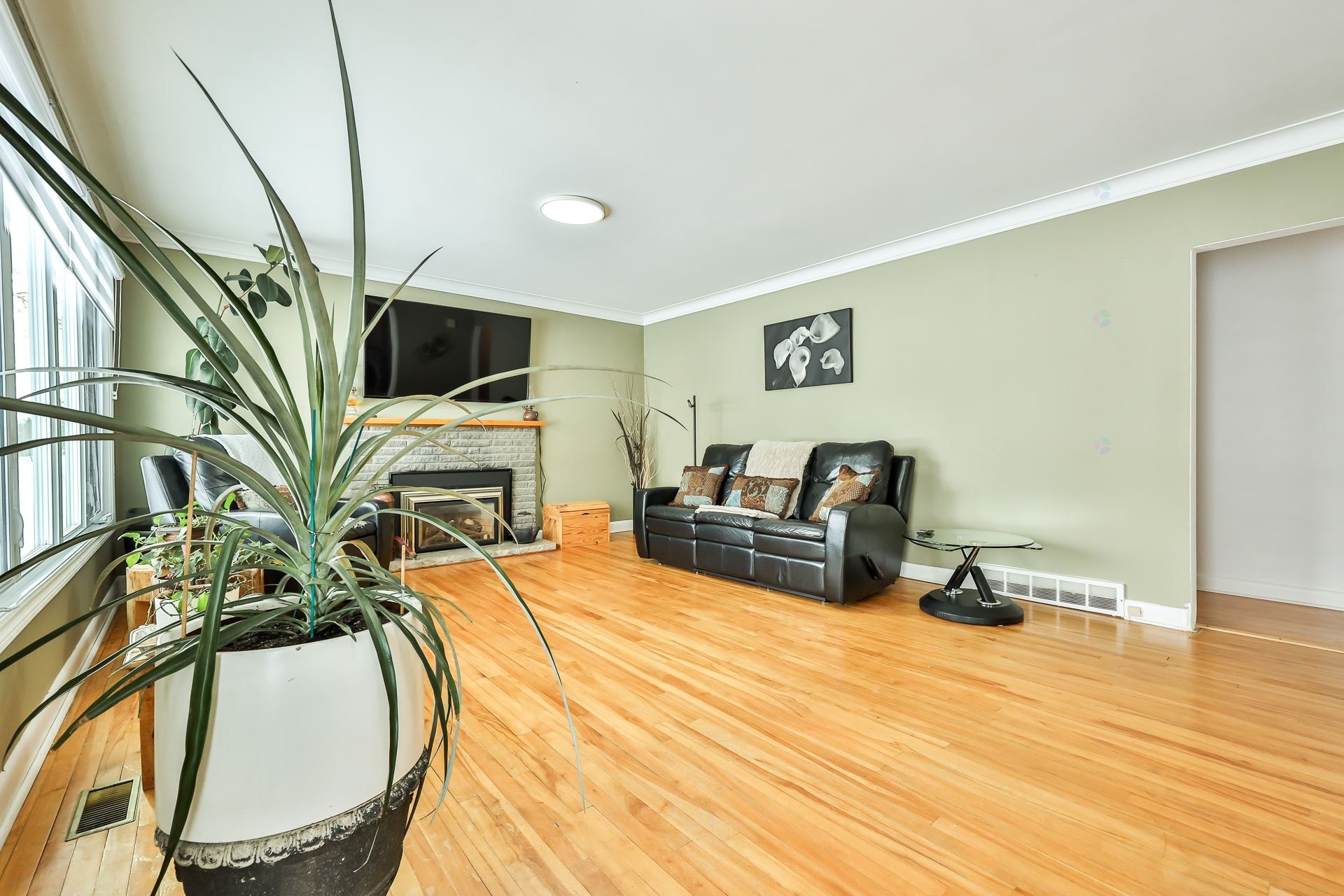 









611


Rue Kenny

,
Gatineau (Buckingham),




QC
J8L1Z7

