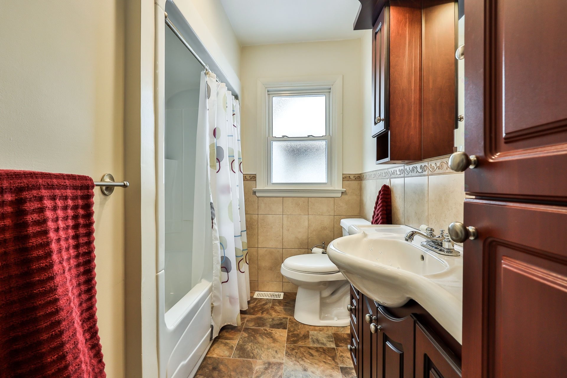 









611


Rue Kenny

,
Gatineau (Buckingham),




QC
J8L1Z7

