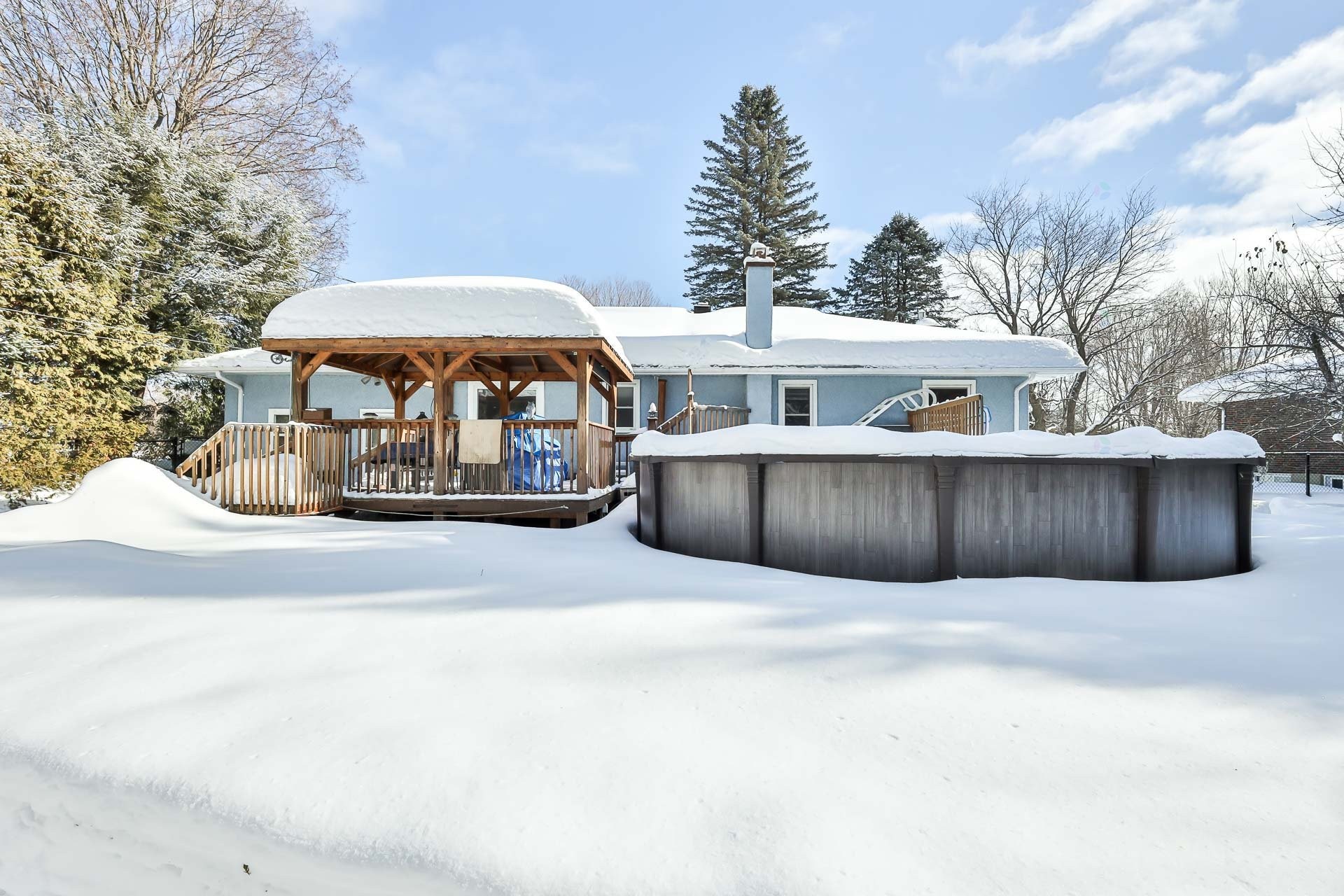 









611


Rue Kenny

,
Gatineau (Buckingham),




QC
J8L1Z7

