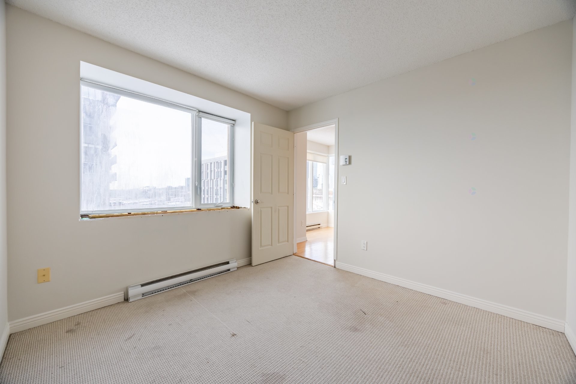 









1200


Rue St-Jacques

, 1210,
Montréal (Ville-Marie),




QC
H3C0E9

