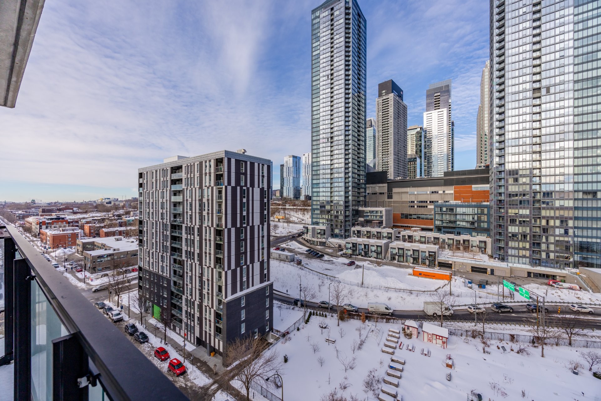 









1200


Rue St-Jacques

, 1210,
Montréal (Ville-Marie),




QC
H3C0E9

