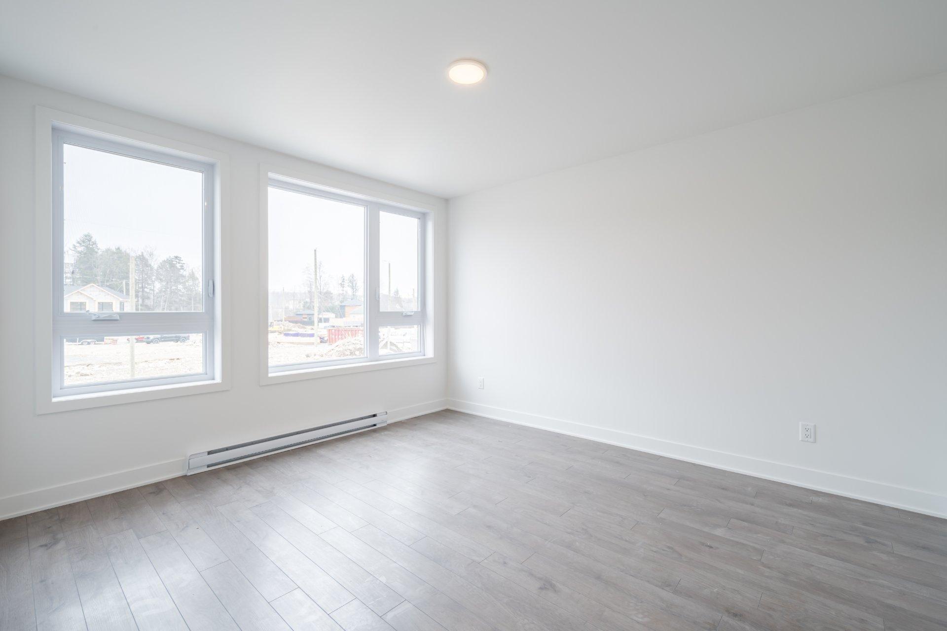 









8805


Rue du Chapelier

,
Mirabel,




QC
J7N3S5

