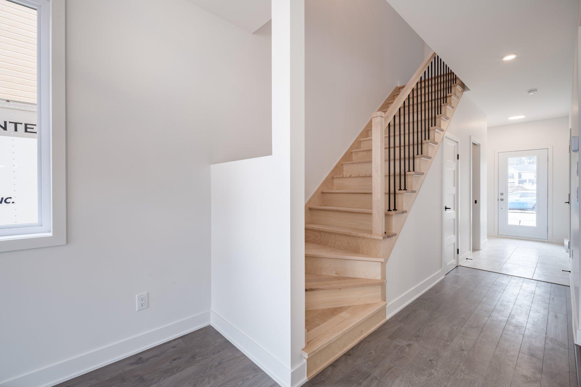 









8805


Rue du Chapelier

,
Mirabel,




QC
J7N3S5

