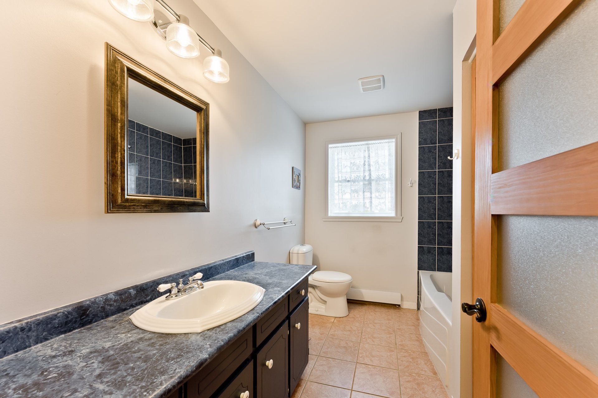 









43


Rue Roger-Boisvert

,
Sherbrooke (Fleurimont),




QC
J1G4E5

