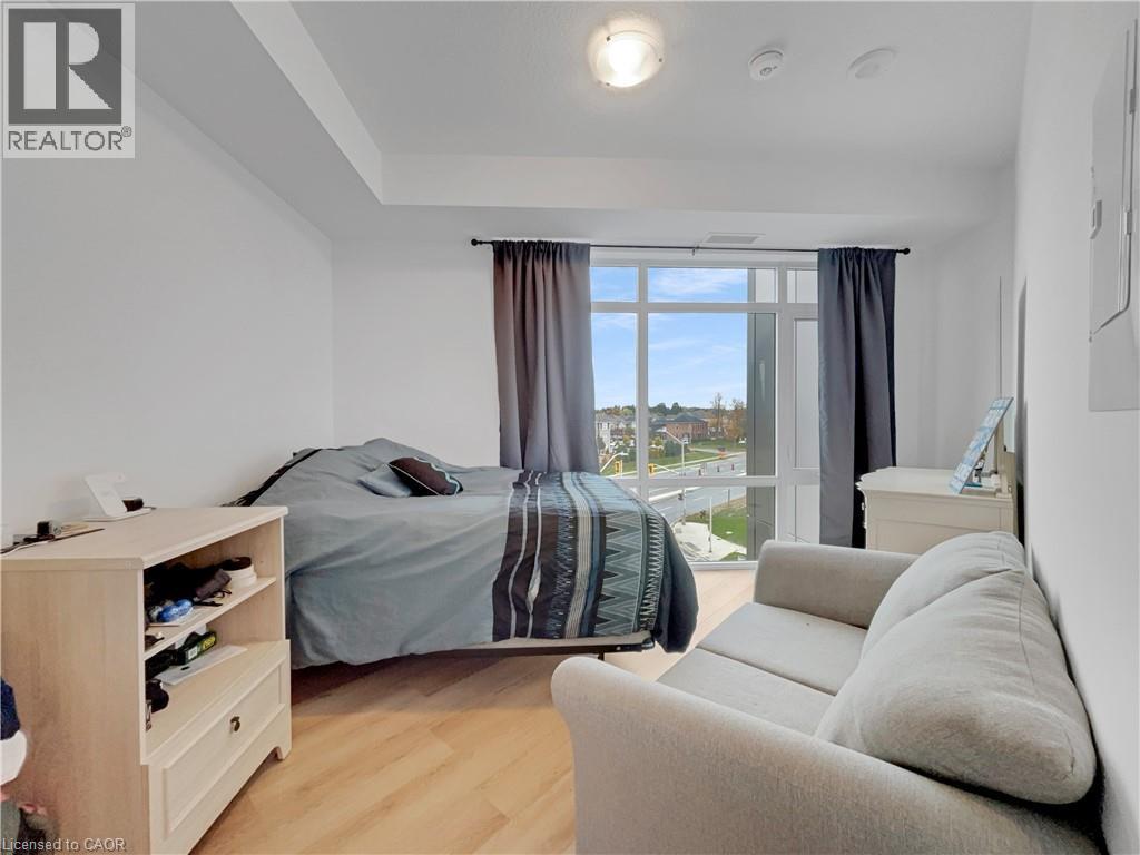 












10 MALLARD Trail Unit# 434

,
Waterdown,




Ontario
L8B2A7

