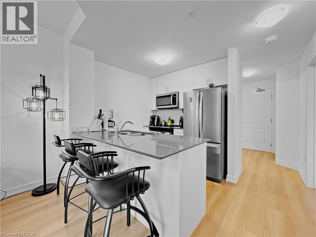 












10 MALLARD Trail Unit# 434

,
Waterdown,




Ontario
L8B2A7

