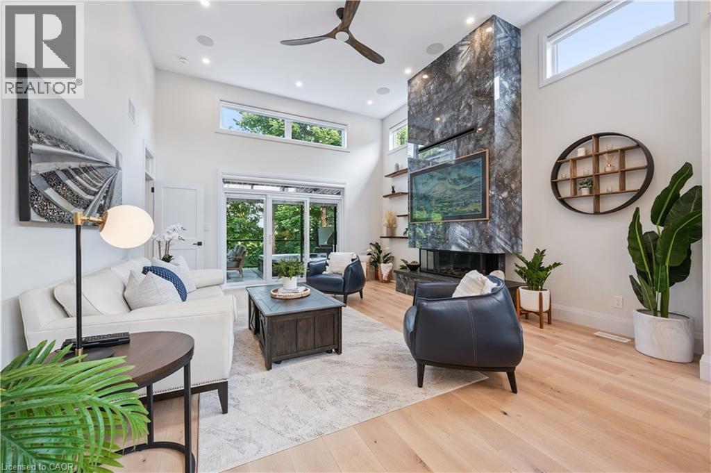 












186 TIMBER TRAIL Road

,
Elmira,




Ontario
N3B0C7

