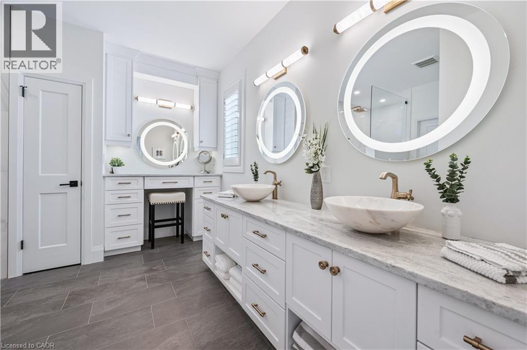 












186 TIMBER TRAIL Road

,
Elmira,




Ontario
N3B0C7

