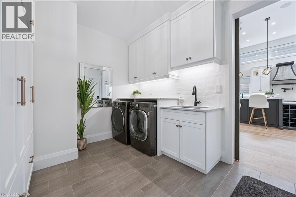 












186 TIMBER TRAIL Road

,
Elmira,




Ontario
N3B0C7

