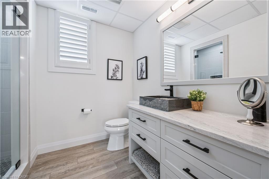 












186 TIMBER TRAIL Road

,
Elmira,




Ontario
N3B0C7

