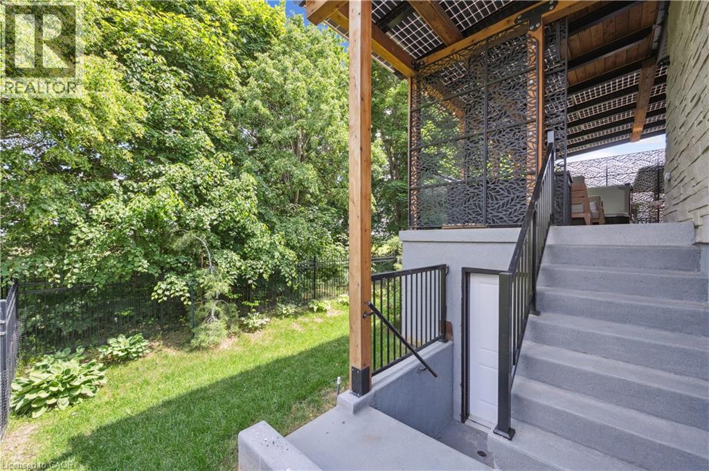 












186 TIMBER TRAIL Road

,
Elmira,




Ontario
N3B0C7

