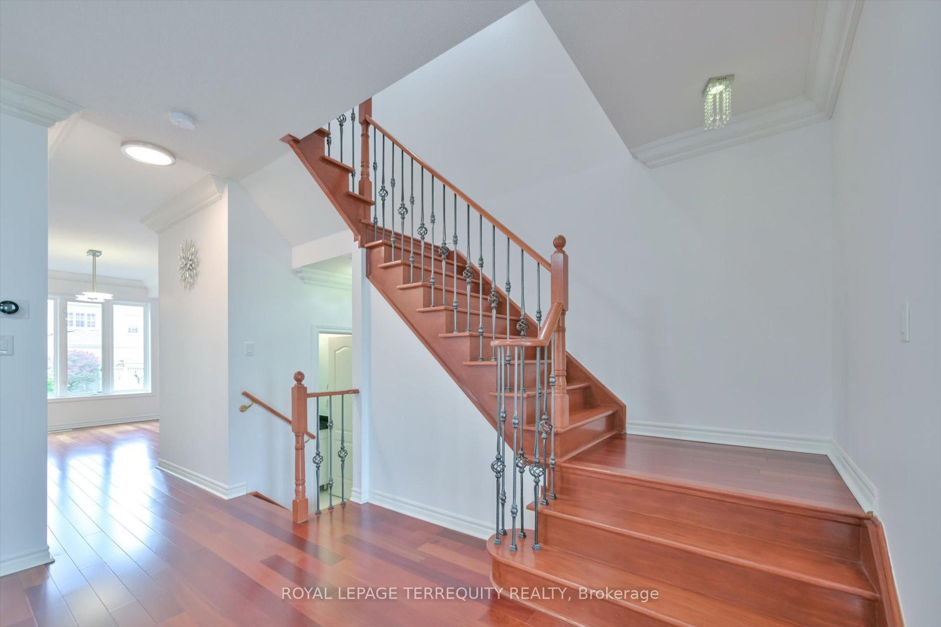 









10461


Woodbine

Avenue,
Markham,




ON
L6C 0K4

