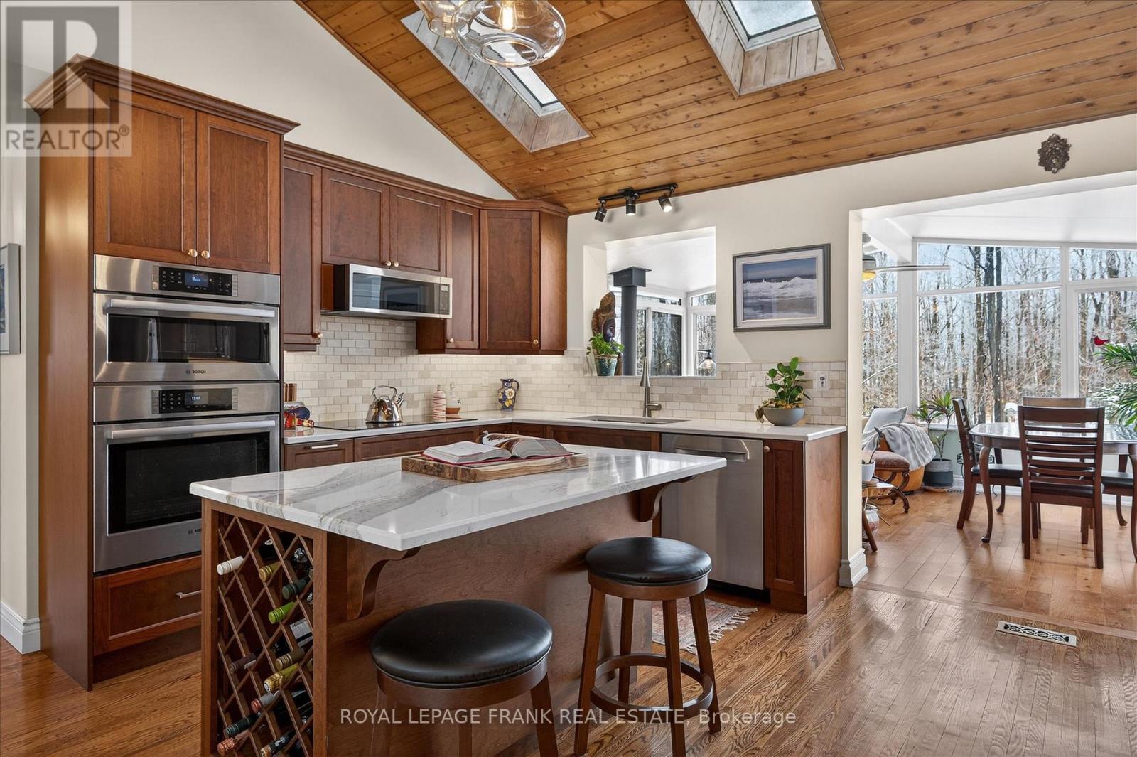 












494 5TH LINE

,
Selwyn,




Ontario
K9J0C5

