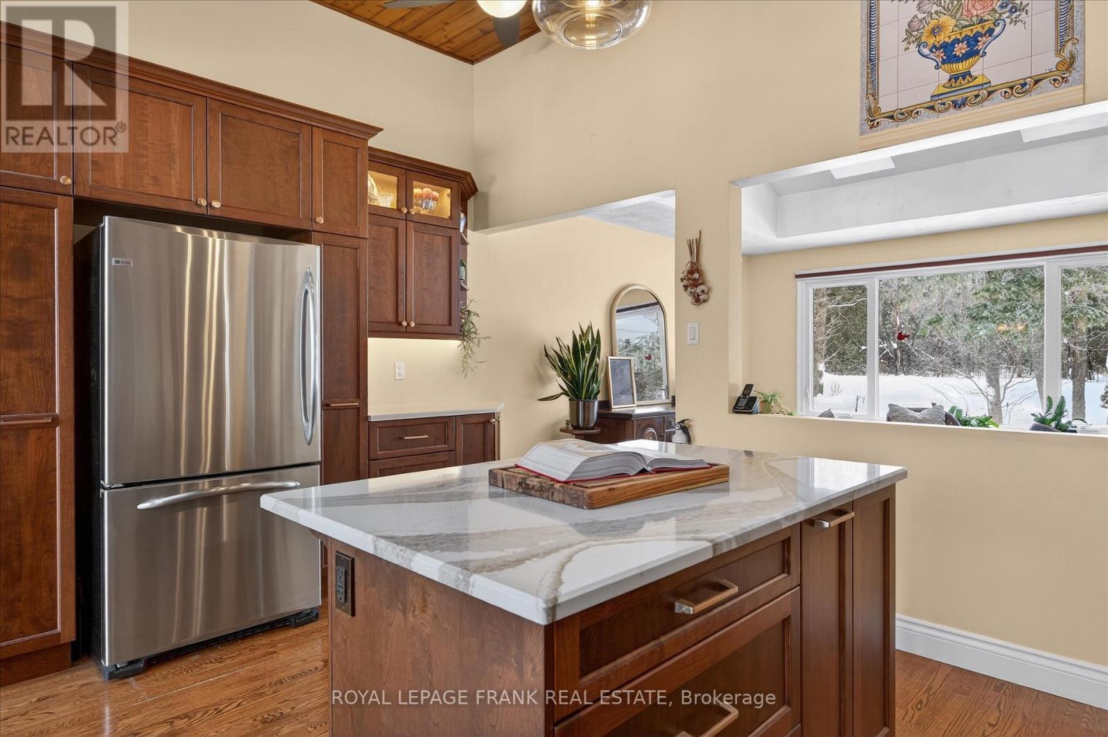 












494 5TH LINE

,
Selwyn,




Ontario
K9J0C5

