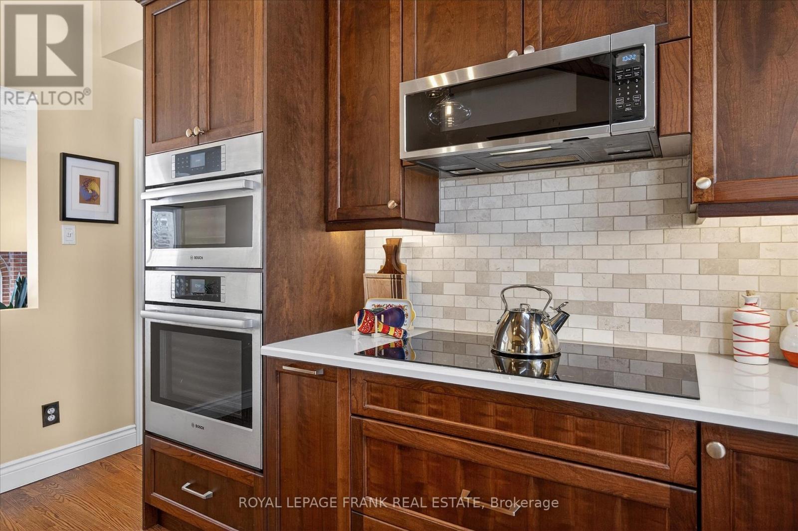 












494 5TH LINE

,
Selwyn,




Ontario
K9J0C5

