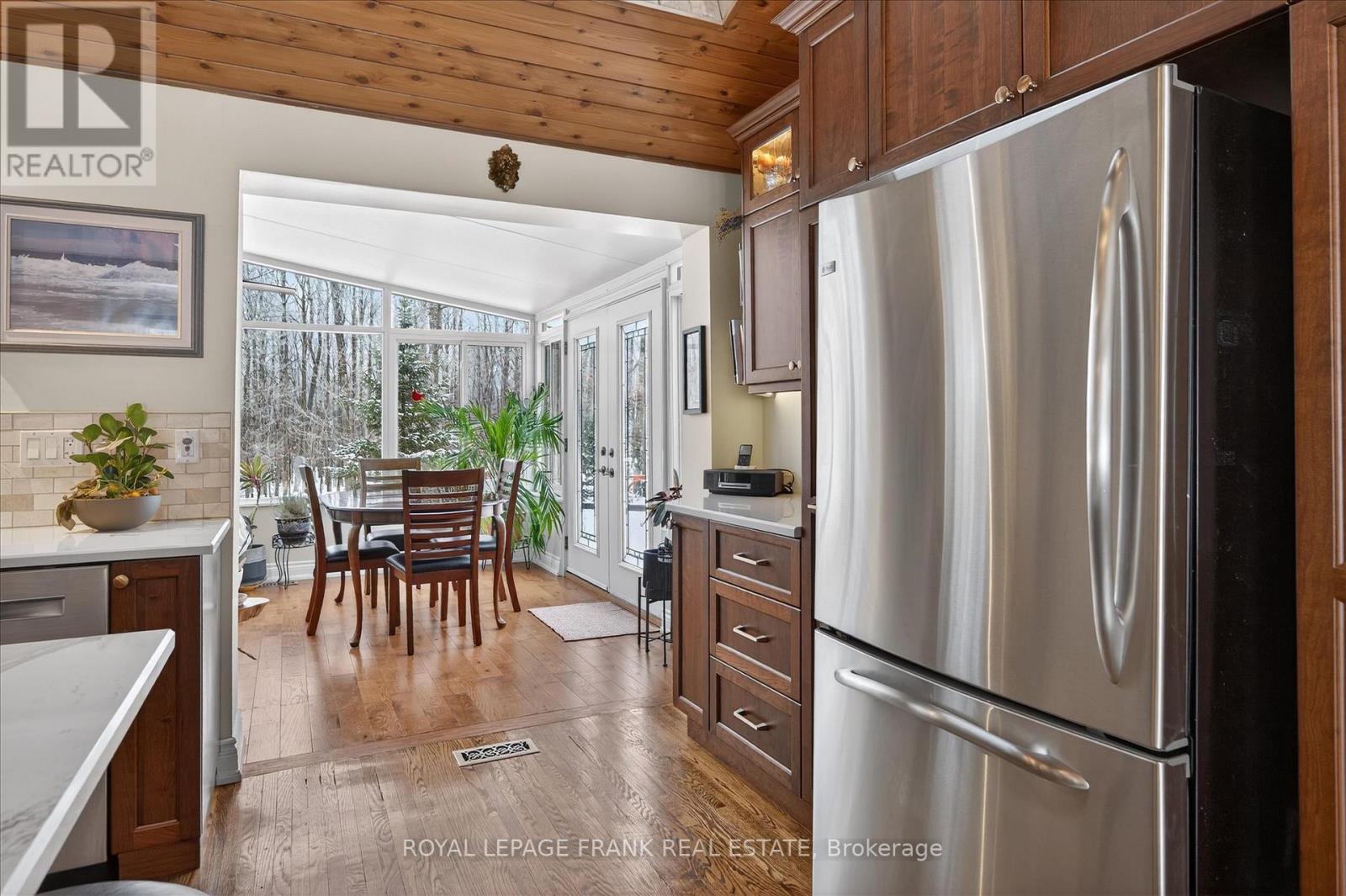 












494 5TH LINE

,
Selwyn,




Ontario
K9J0C5

