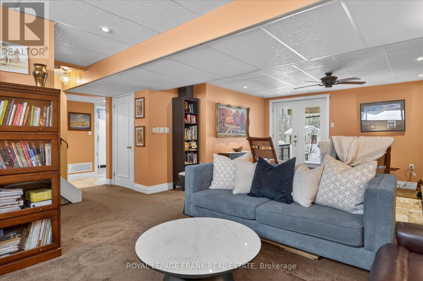 












494 5TH LINE

,
Selwyn,




Ontario
K9J0C5

