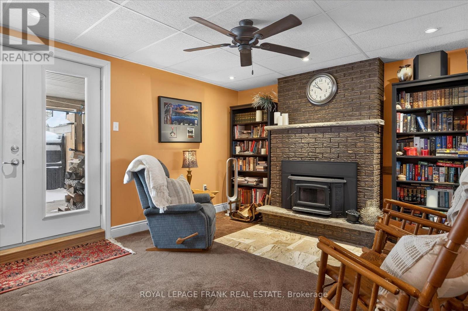 












494 5TH LINE

,
Selwyn,




Ontario
K9J0C5

