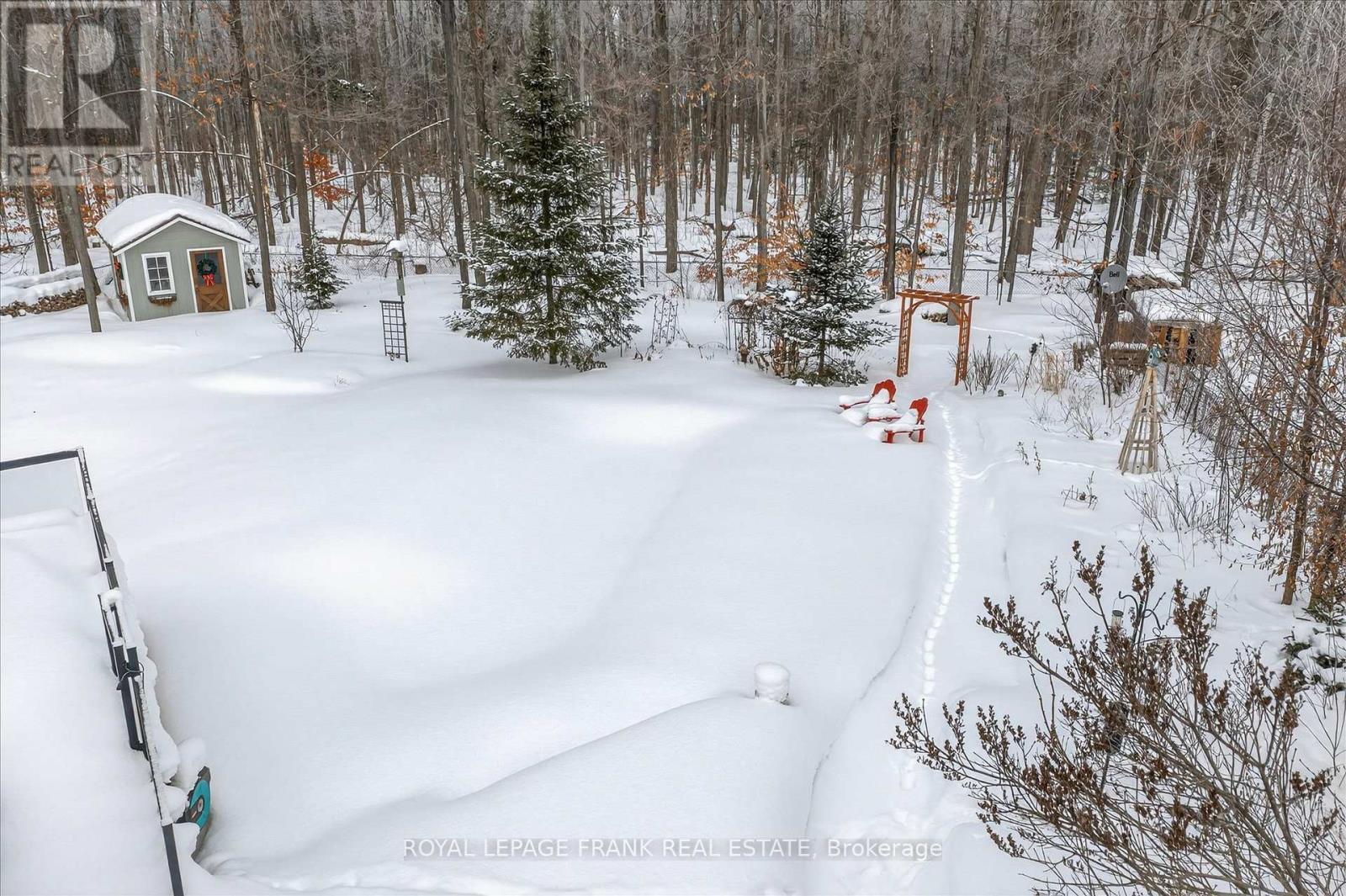 












494 5TH LINE

,
Selwyn,




Ontario
K9J0C5

