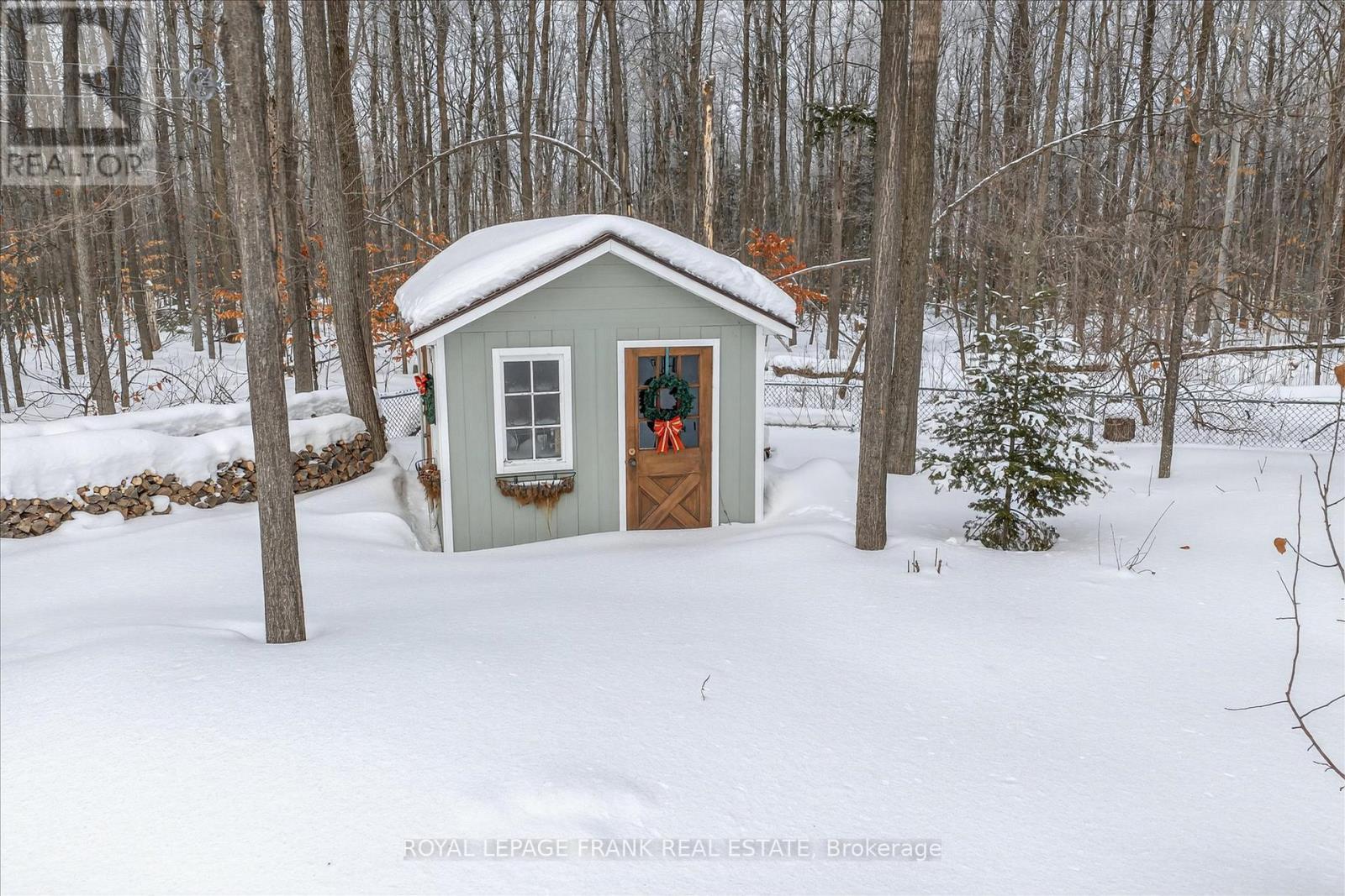 












494 5TH LINE

,
Selwyn,




Ontario
K9J0C5

