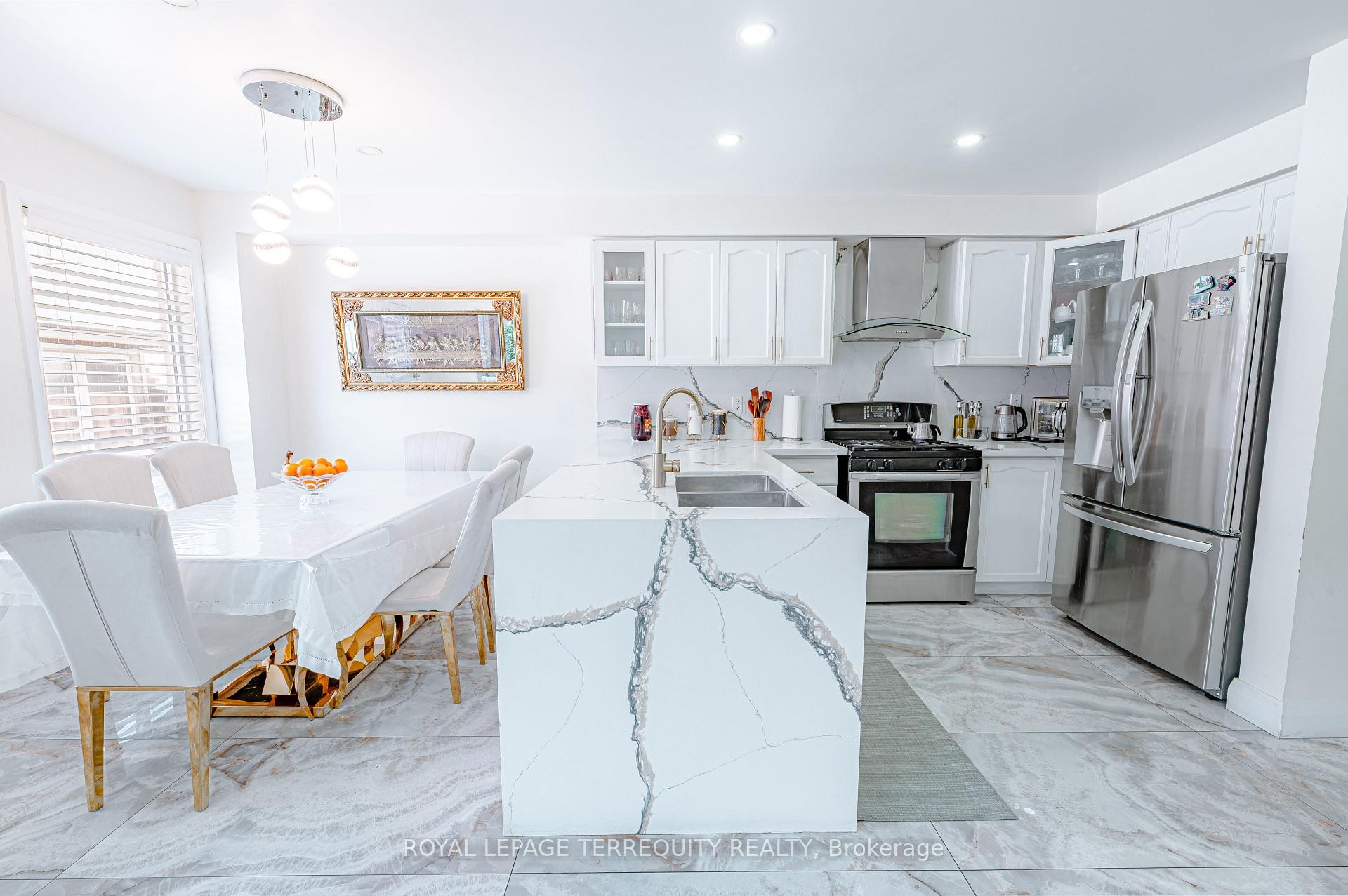 









44


Iceberg

Trail,
Brampton,




ON
L6R 0J7

