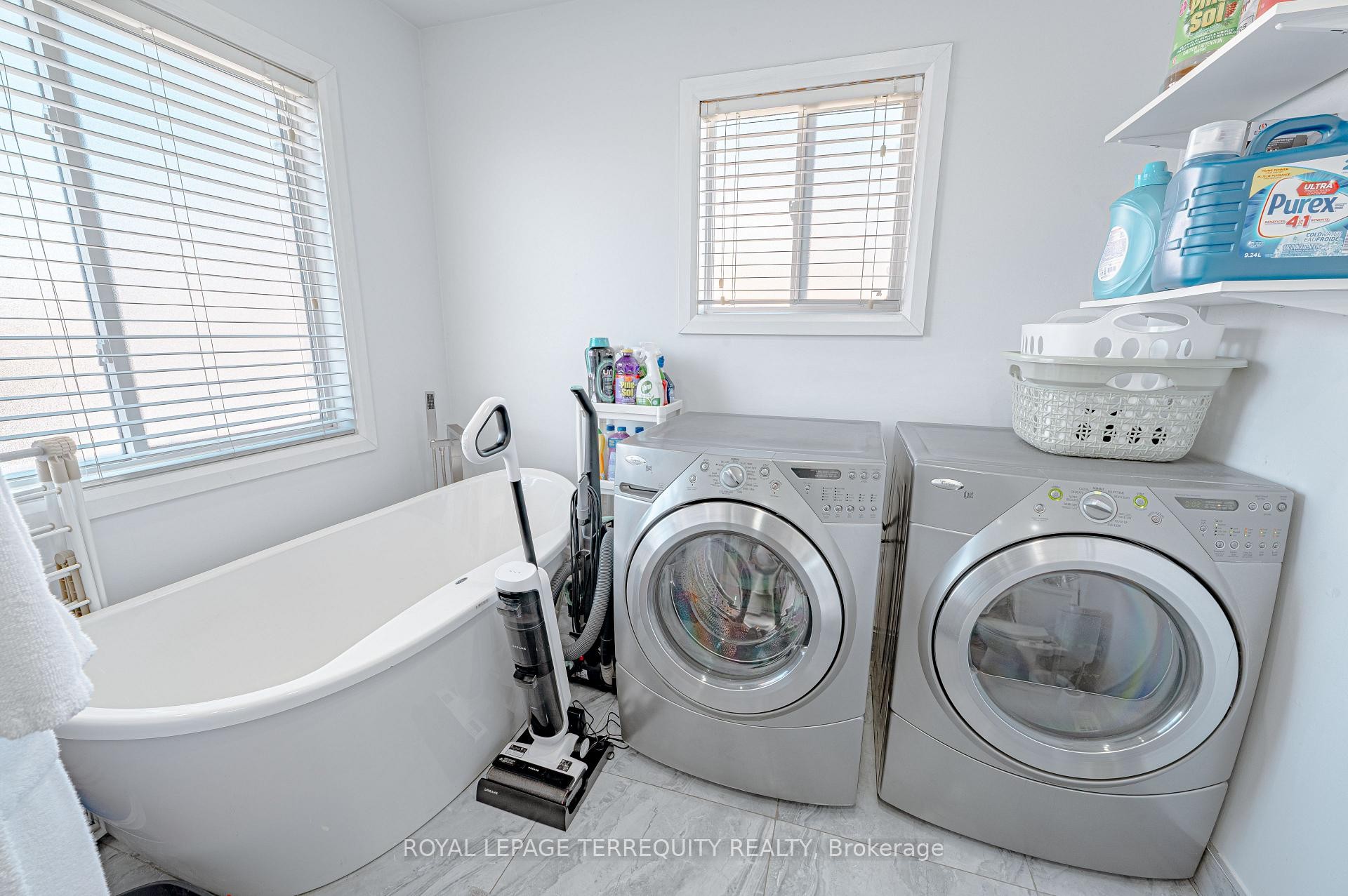 









44


Iceberg

Trail,
Brampton,




ON
L6R 0J7

