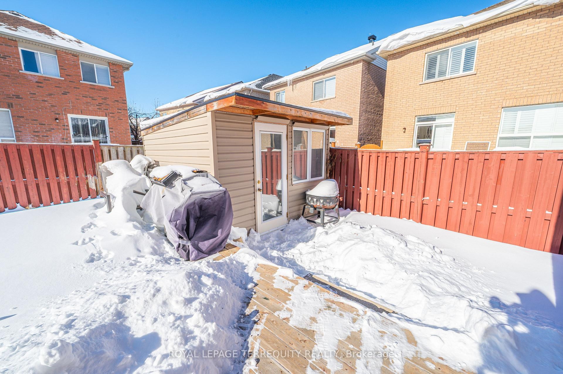 









44


Iceberg

Trail,
Brampton,




ON
L6R 0J7

