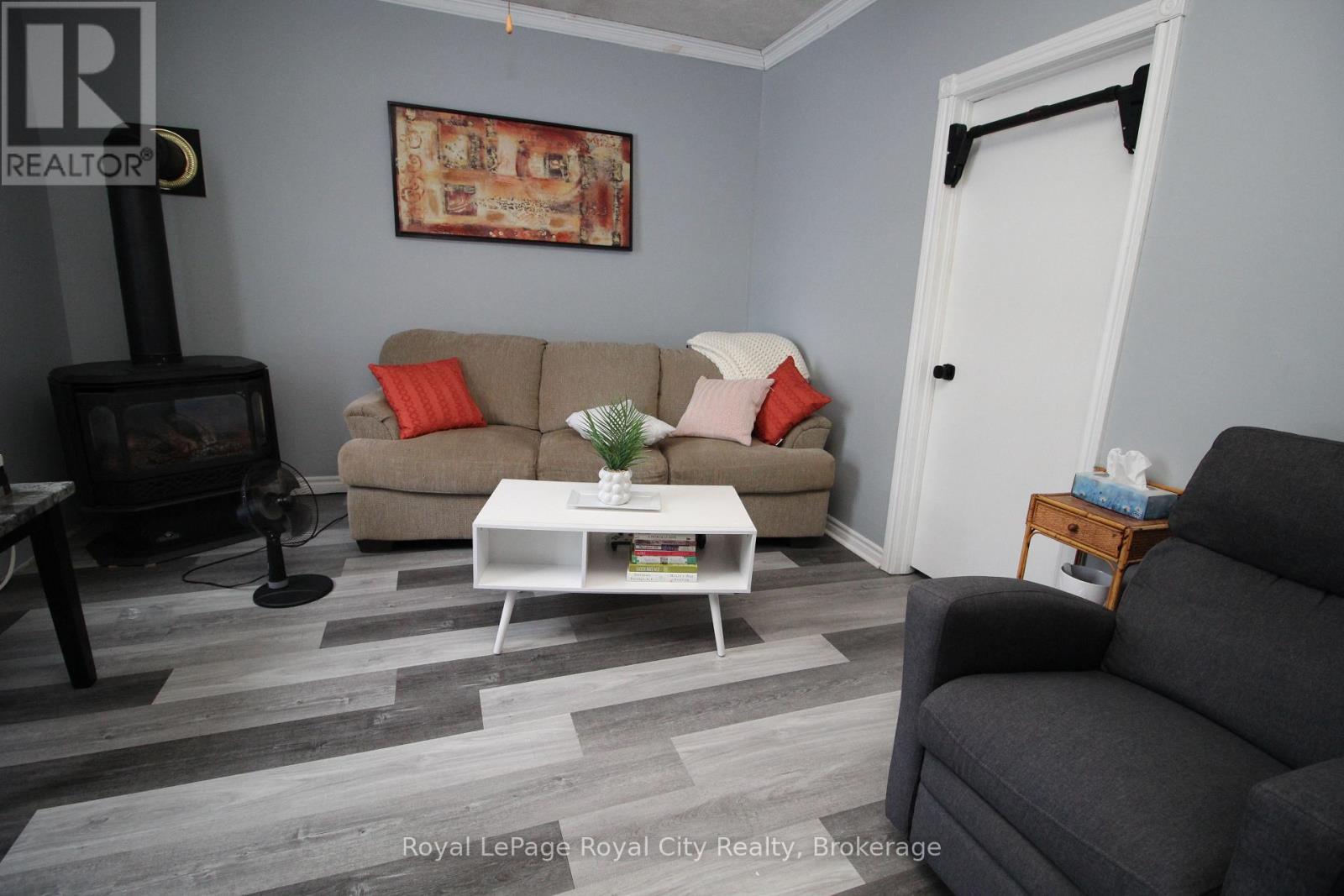 












2557 BRUCE 9 ROAD

,
Northern Bruce Peninsula,




Ontario
N0H1W0

