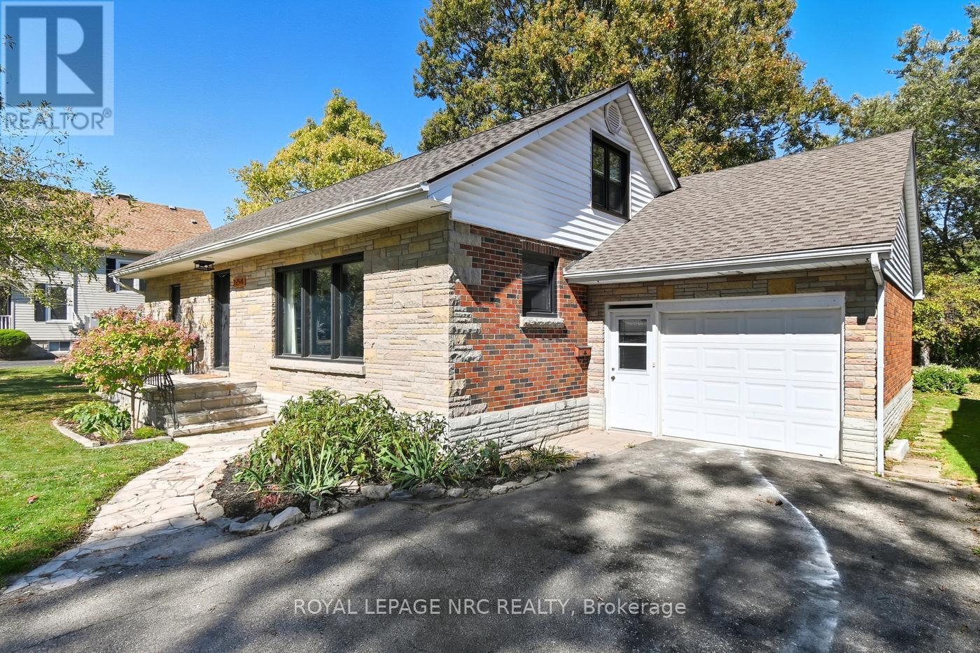 












3754 HIGHLAND DRIVE

,
Fort Erie (Ridgeway),




Ontario
L0S1N0

