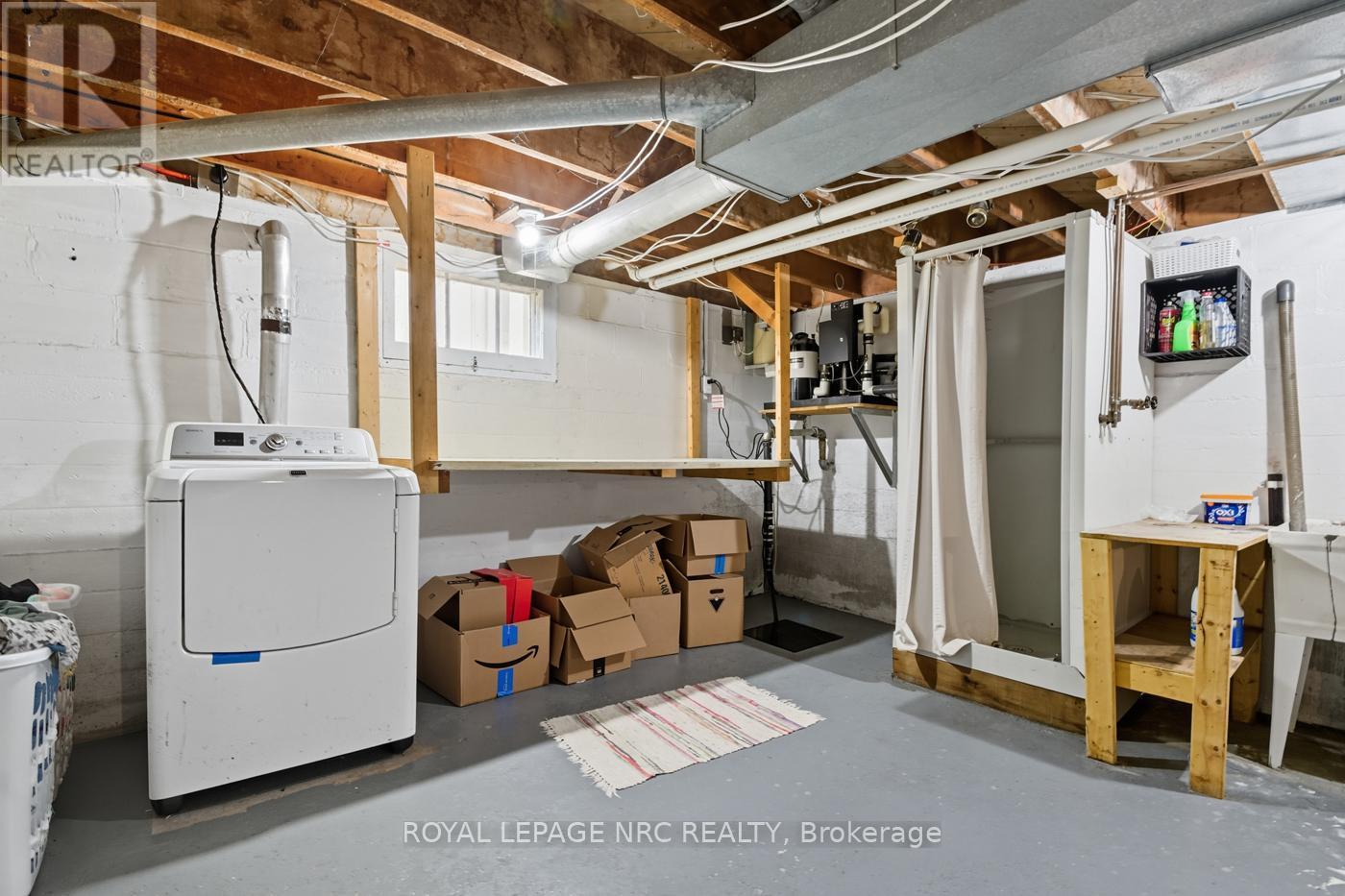 












3754 HIGHLAND DRIVE

,
Fort Erie (Ridgeway),




Ontario
L0S1N0

