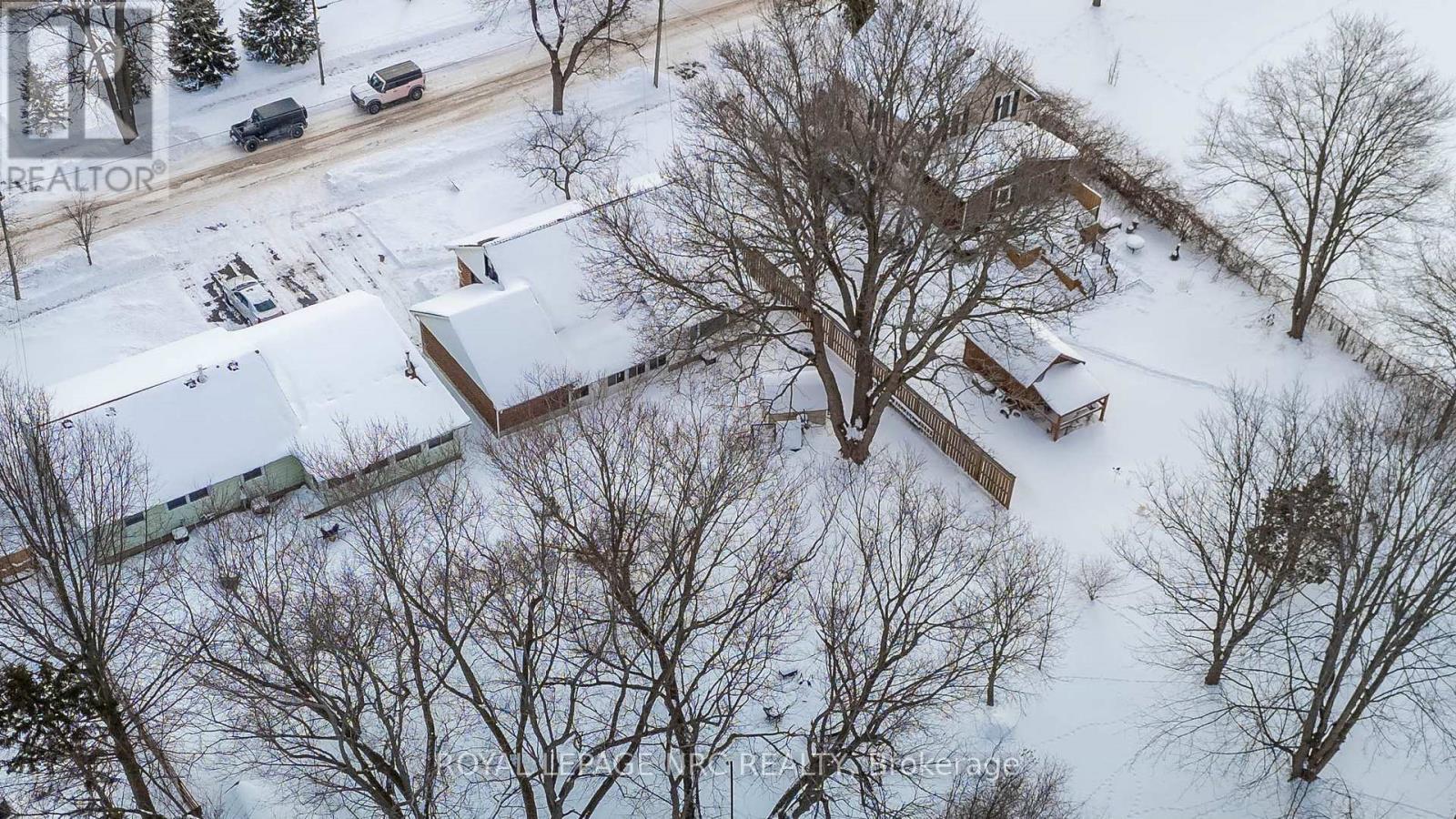 












3754 HIGHLAND DRIVE

,
Fort Erie (Ridgeway),




Ontario
L0S1N0

