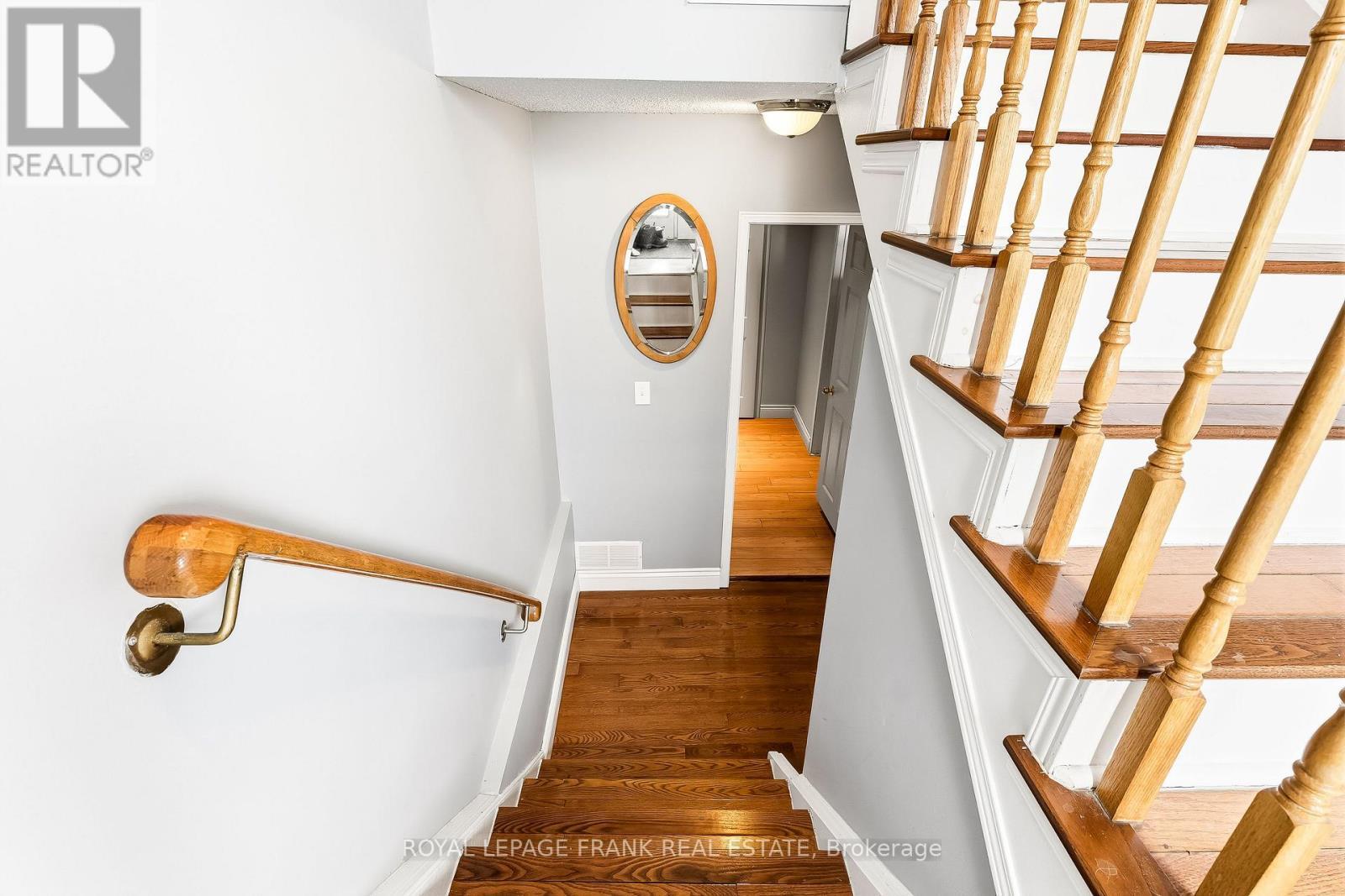 












8 RIDGEVIEW DRIVE

,
Scugog (Port Perry),




Ontario
L9L1G8

