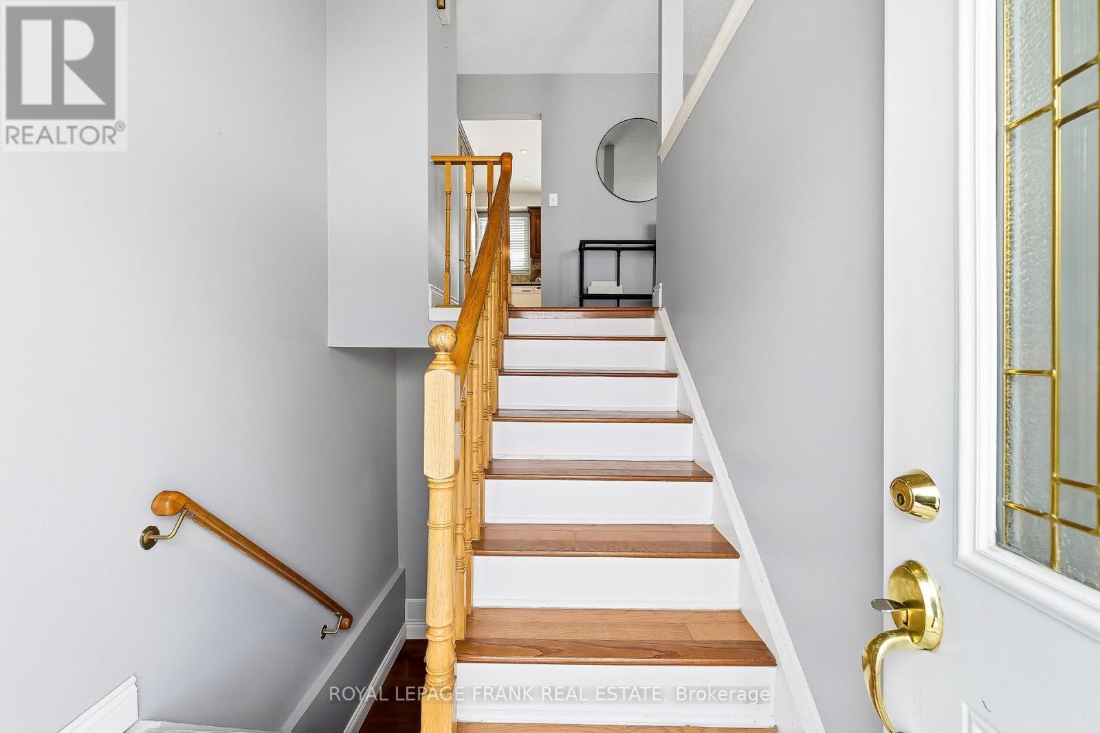 












8 RIDGEVIEW DRIVE

,
Scugog (Port Perry),




Ontario
L9L1G8

