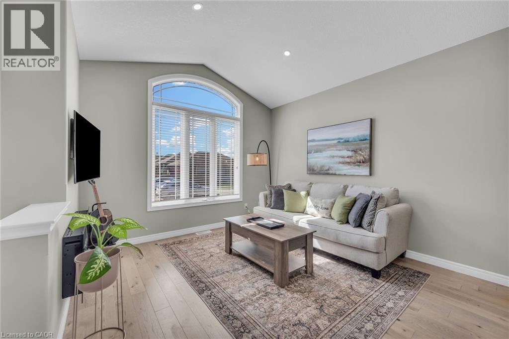 












20 SCHERTZBERG Lane

,
Brantford,




Ontario
N3T0B3

