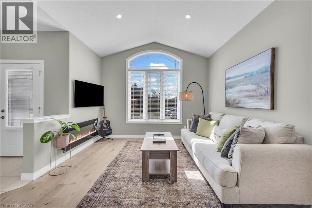 












20 SCHERTZBERG Lane

,
Brantford,




Ontario
N3T0B3

