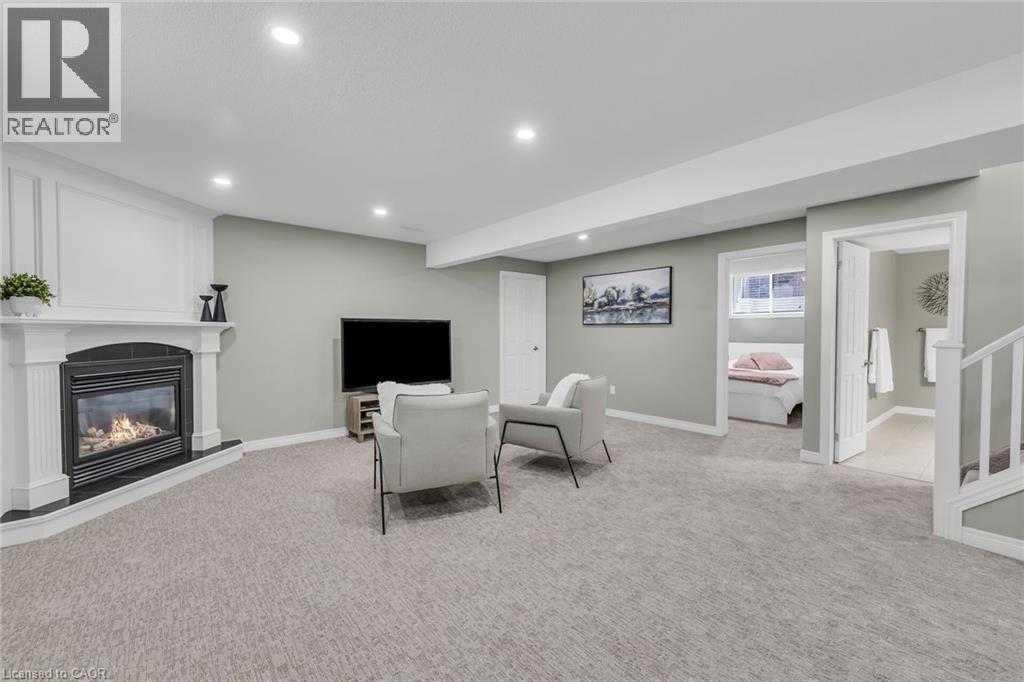 












20 SCHERTZBERG Lane

,
Brantford,




Ontario
N3T0B3

